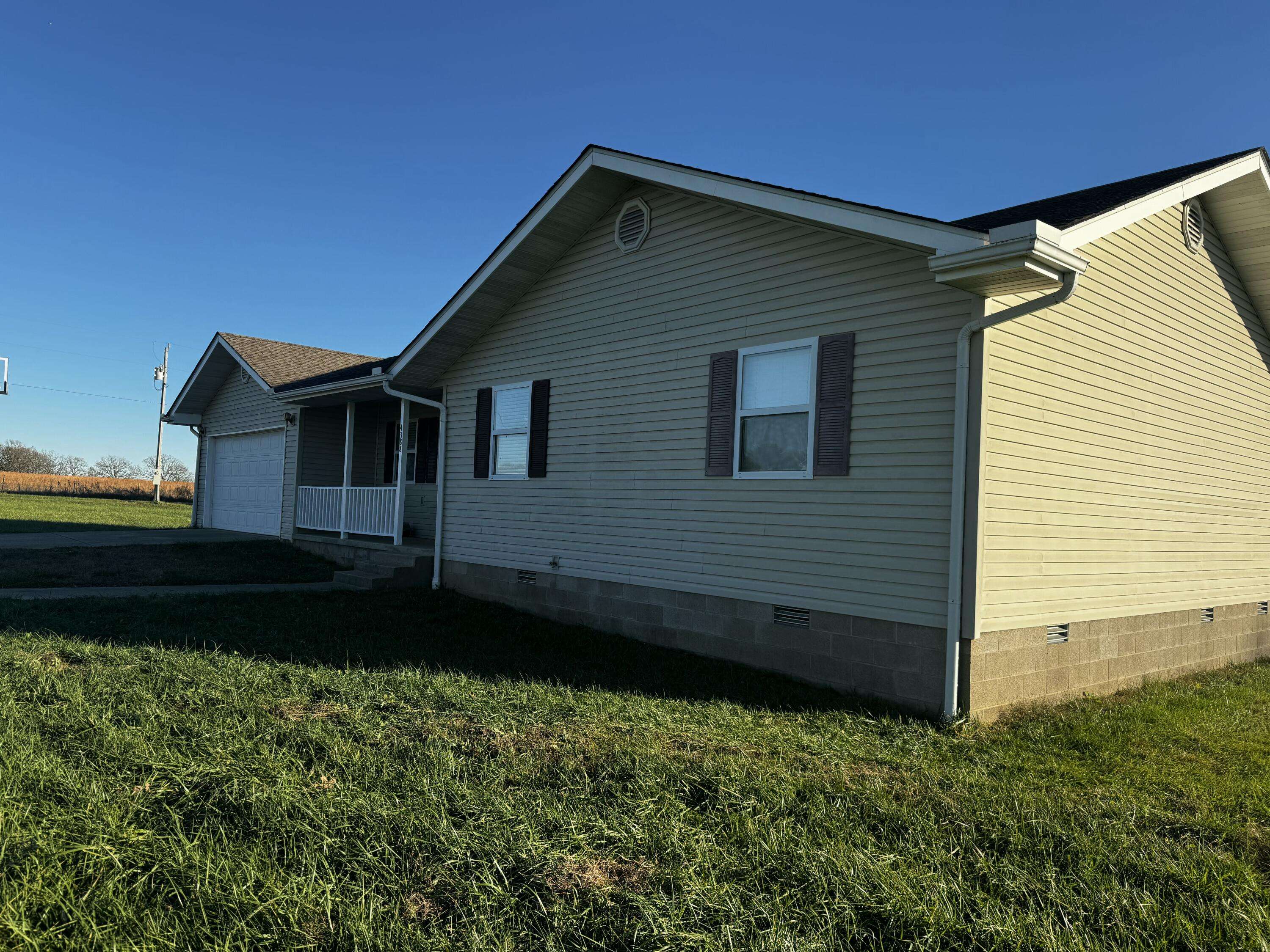 West Plains, MO 65775,4388 Private Road 6314