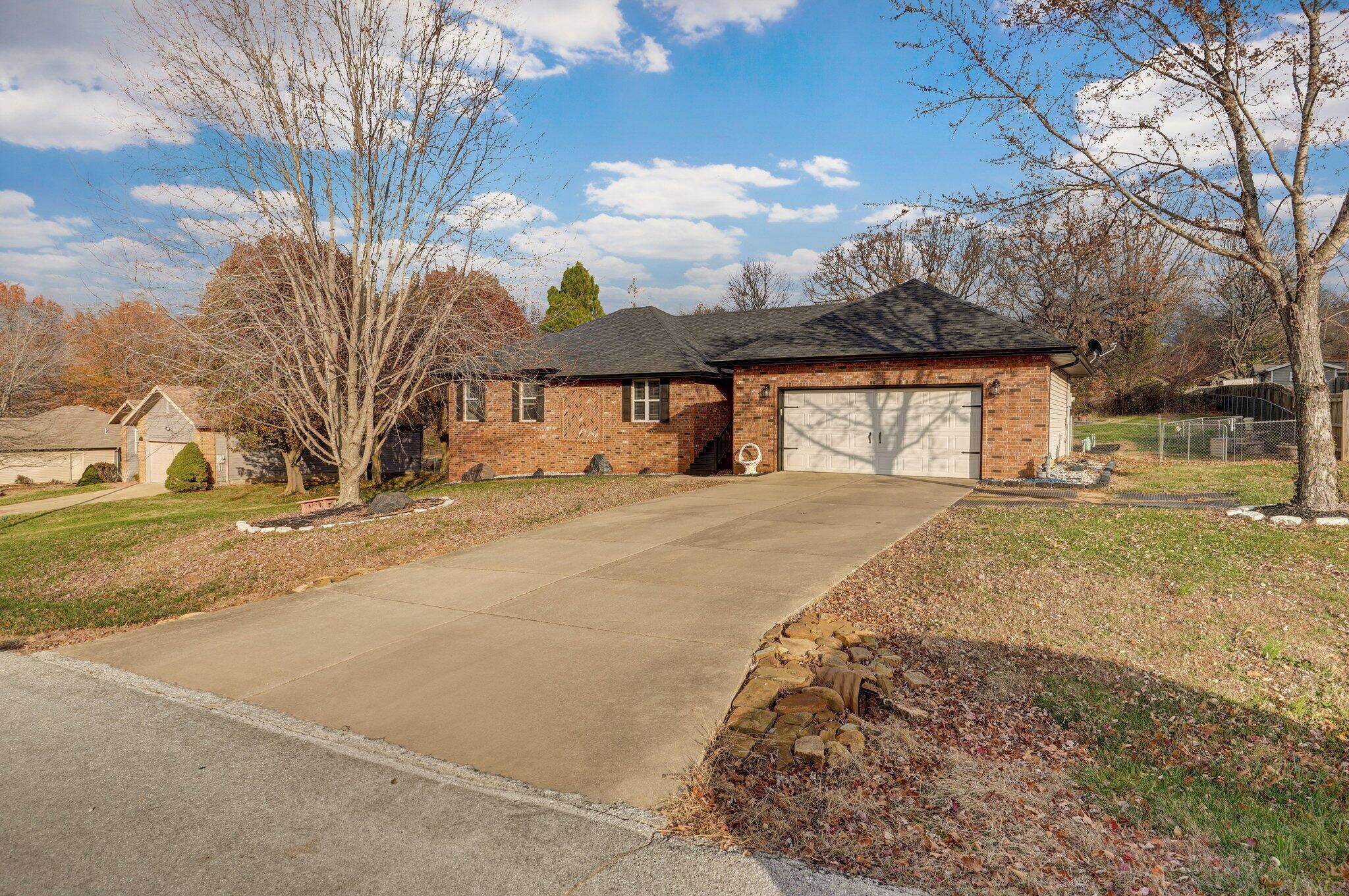 Springfield, MO 65809,552 S Hickory DR