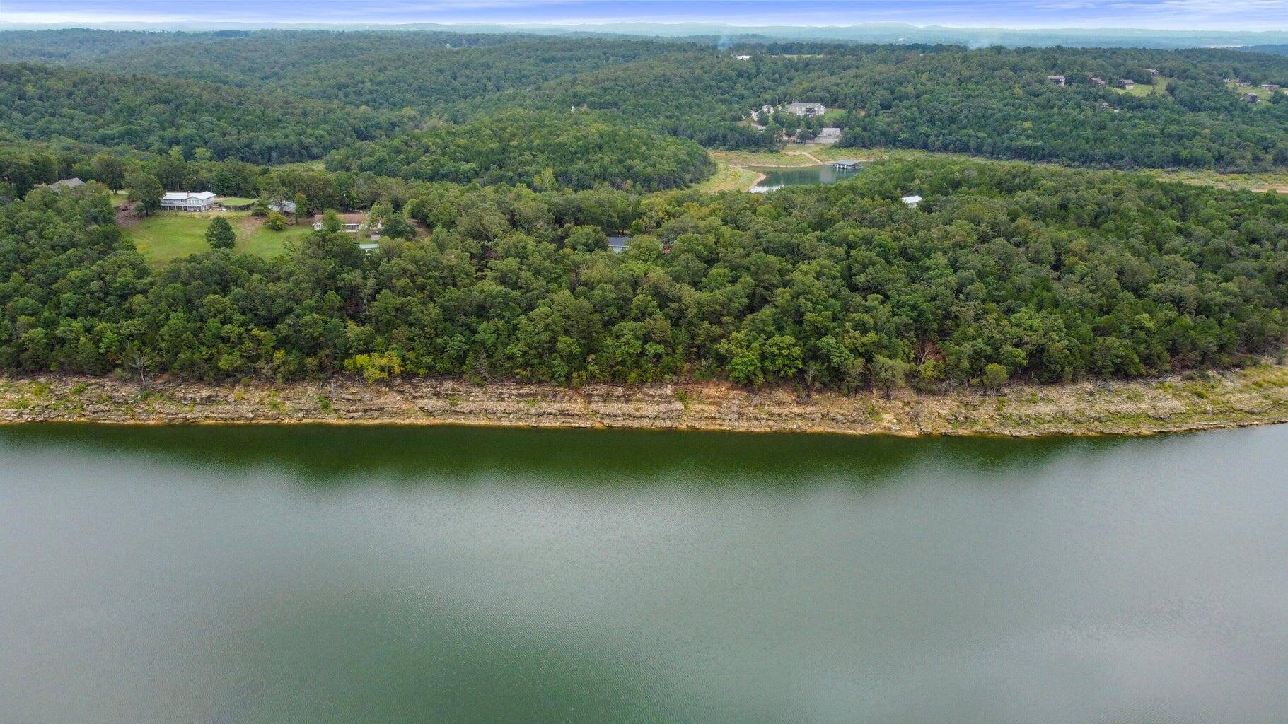 Theodosia, MO 65761,000 Tbd