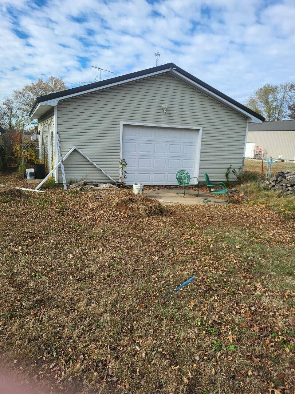 Lockwood, MO 65682,1605 Spruce ST