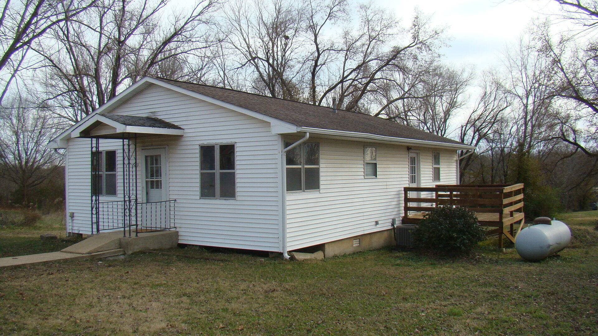 Mountain View, MO 65548,509 East 3rd Street