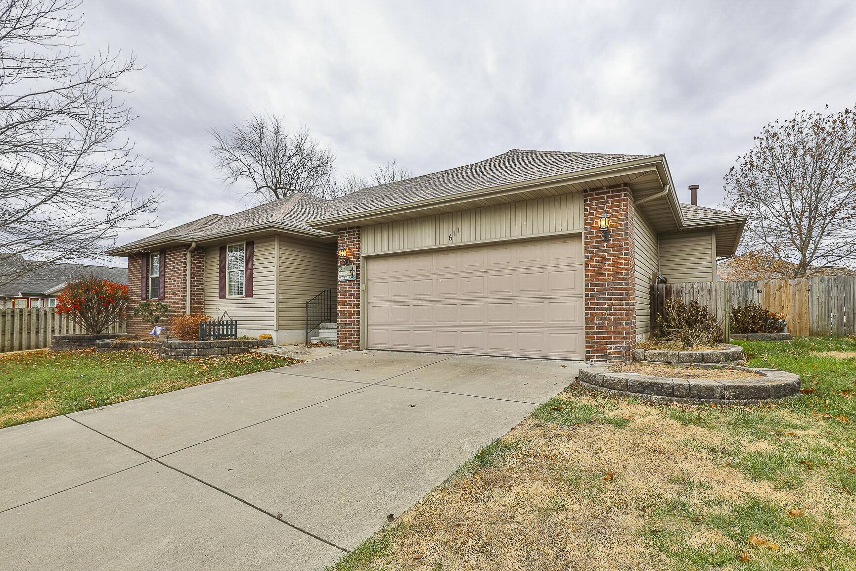Nixa, MO 65714,611 S Eastridge