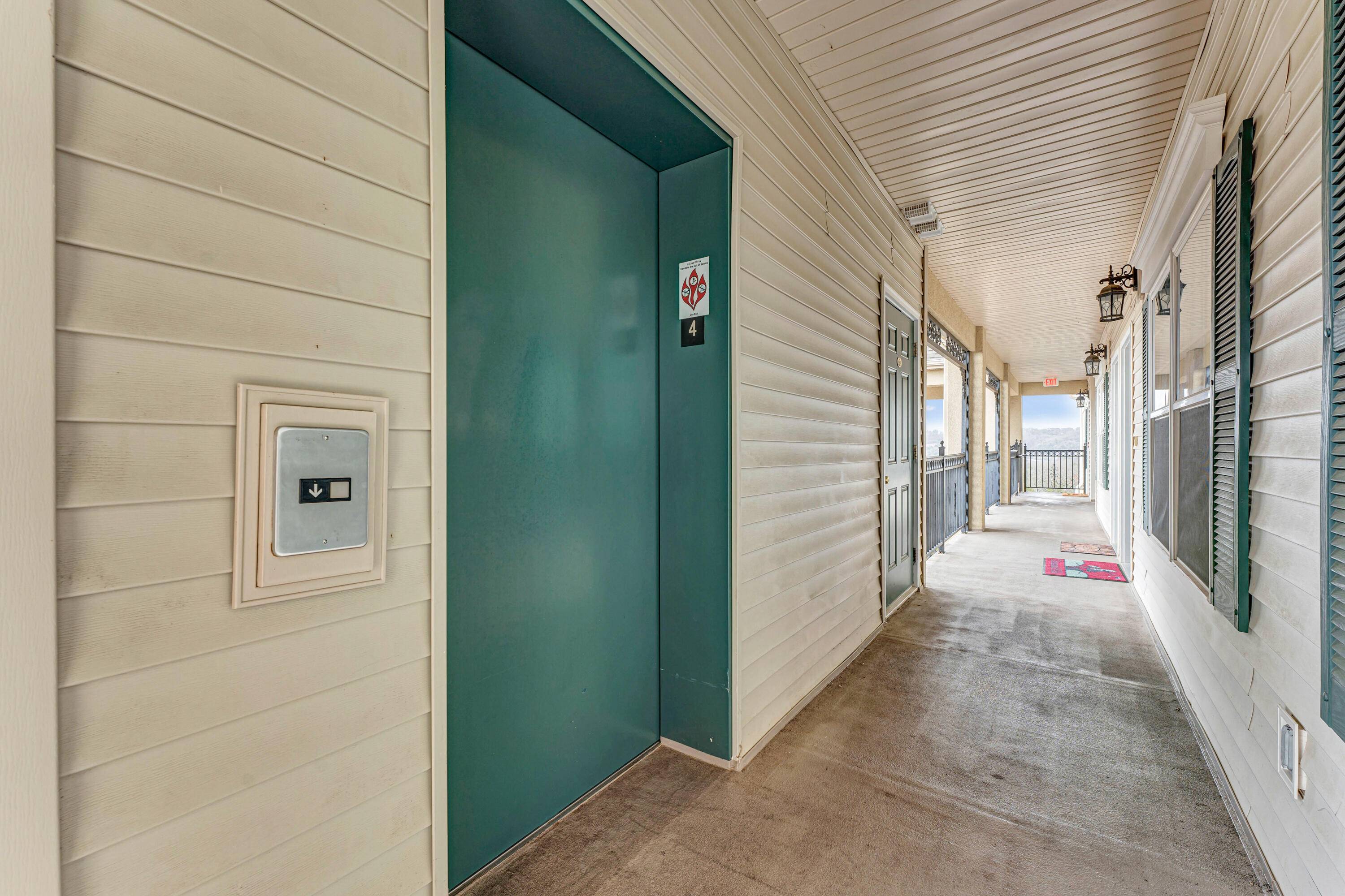 Branson, MO 65616,3830 Green Mountain DR #402