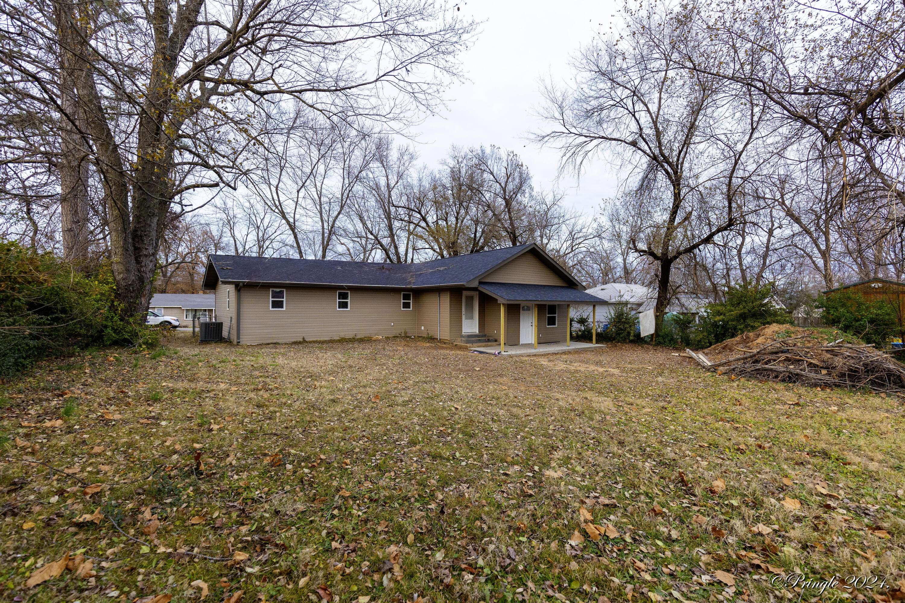 West Plains, MO 65775,1050 8th ST