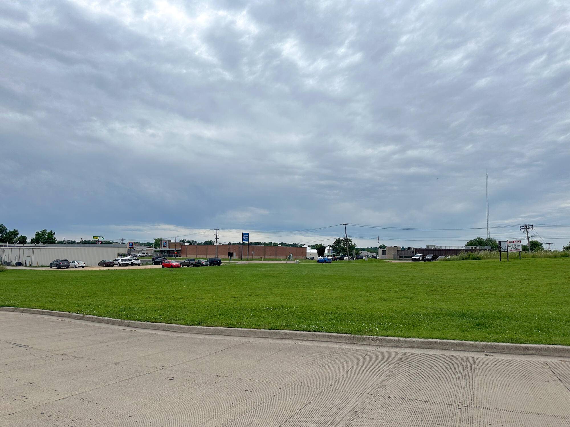 West Plains, MO 65775,000 Missouri Avenue (Option 2)