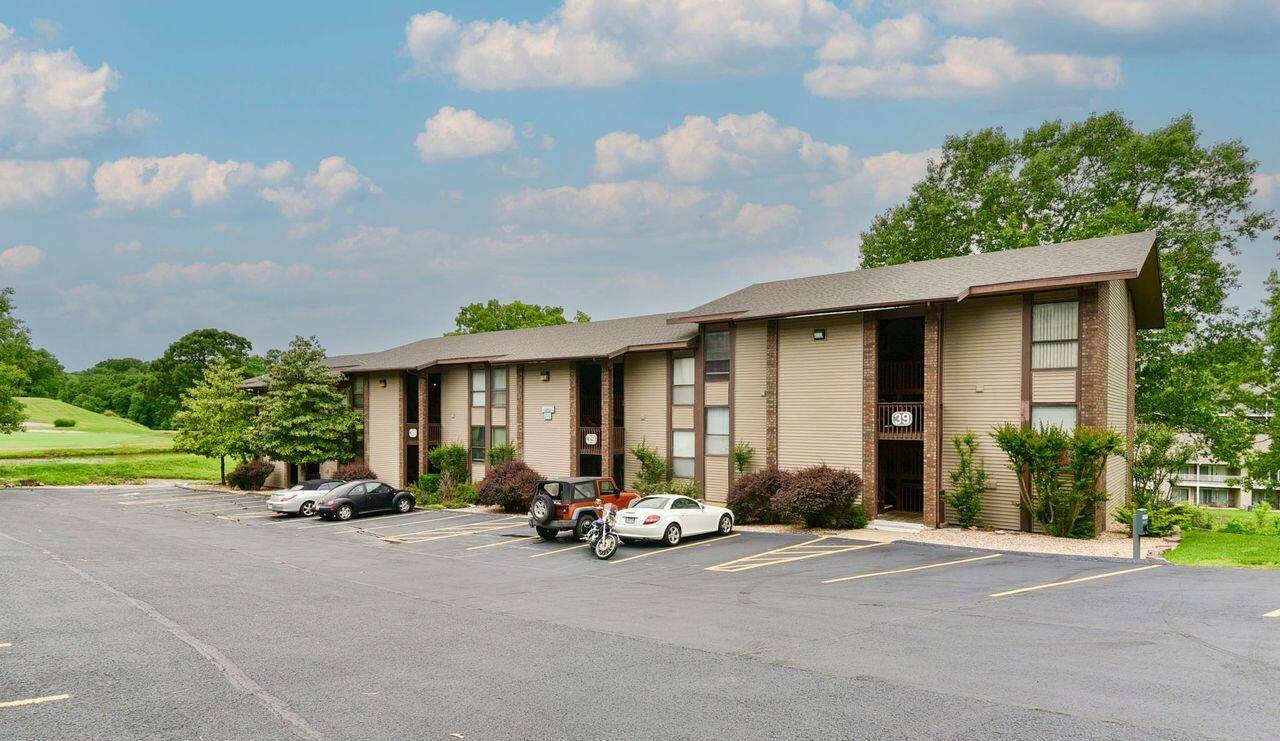 Branson, MO 65616,180 Lake Club Unit 8 DR