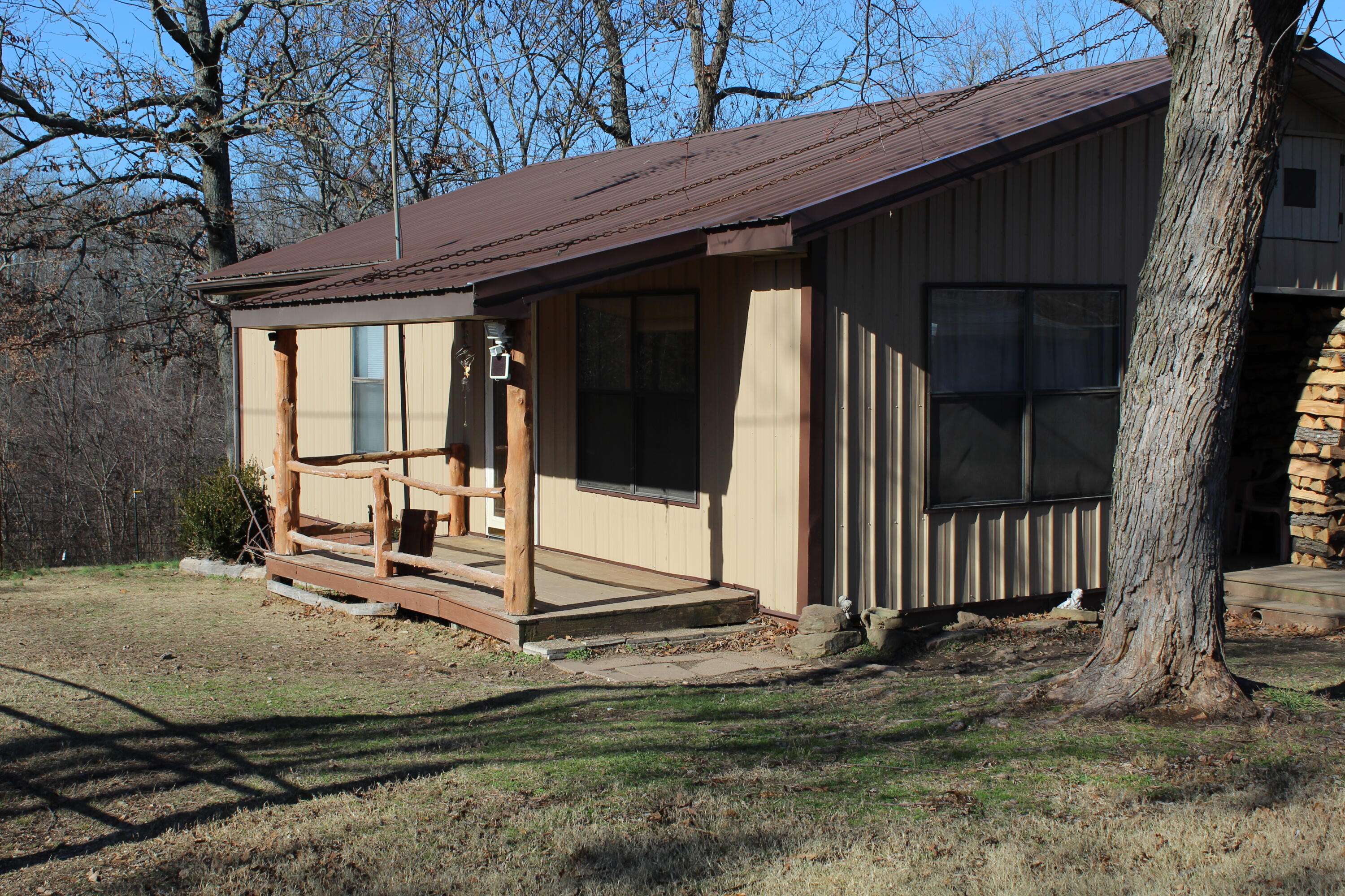 Cassville, MO 65625,10328 Farm Rd 1102
