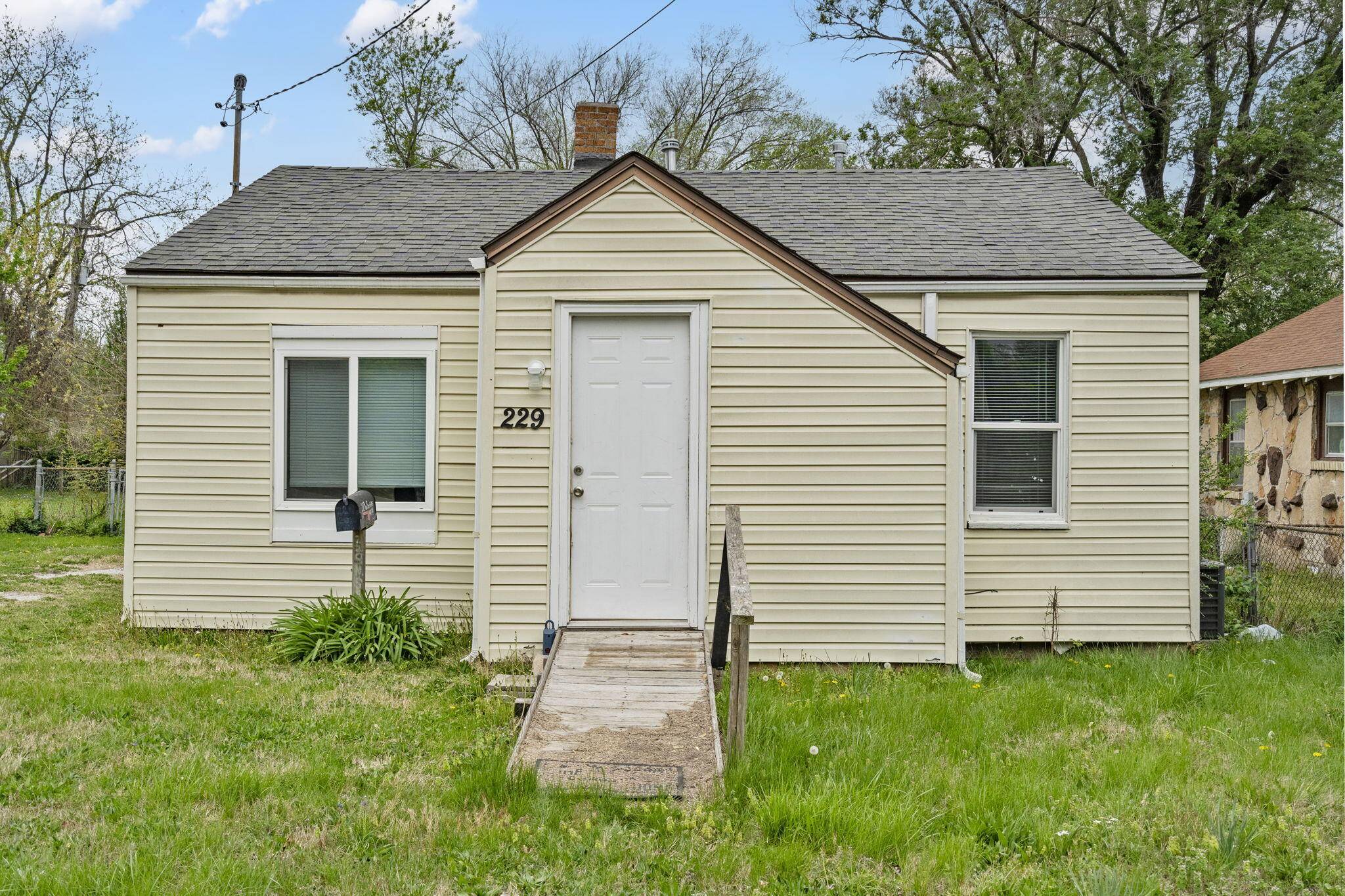 Springfield, MO 65802,229 N Scenic AVE