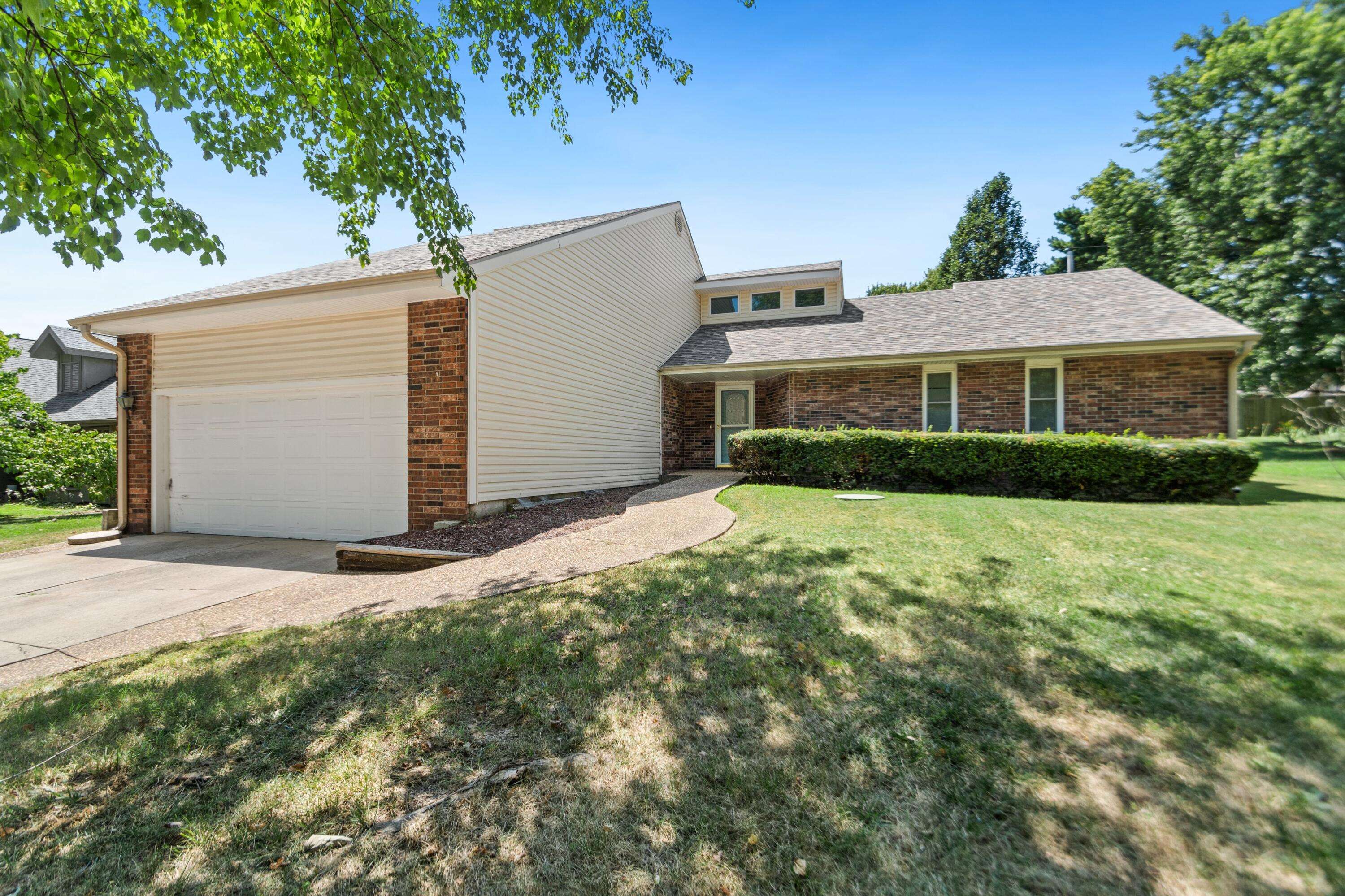Springfield, MO 65810,5619 S Elmira AVE