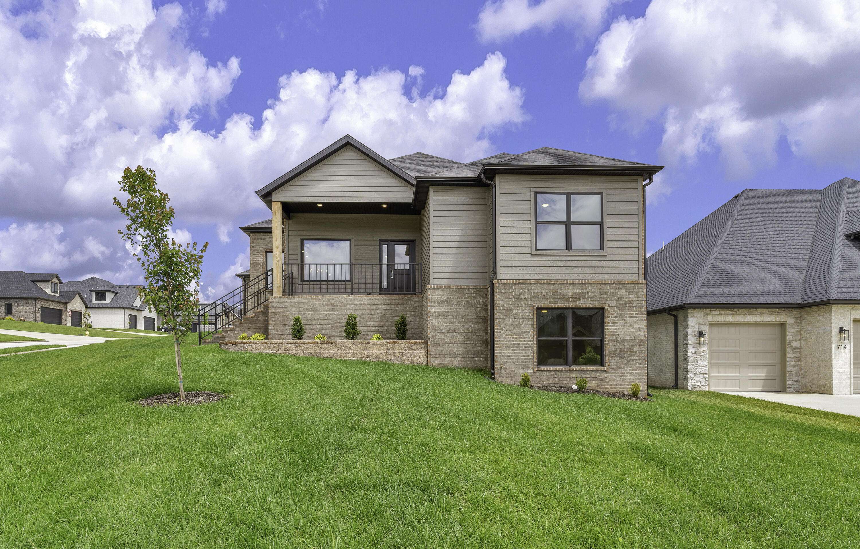 Springfield, MO 65809,702 S Thornridge DR