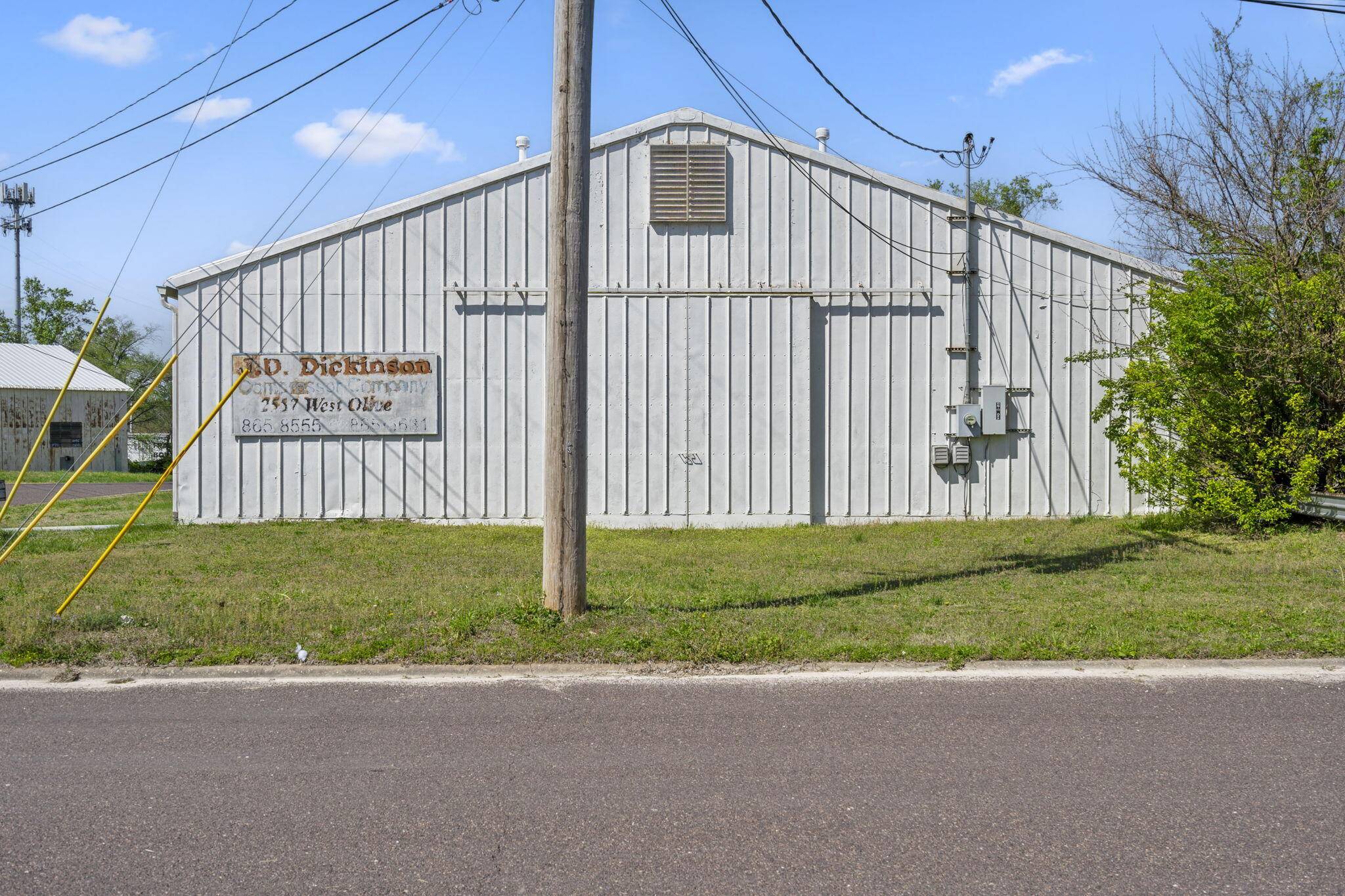 Springfield, MO 65802,2557 W Olive ST