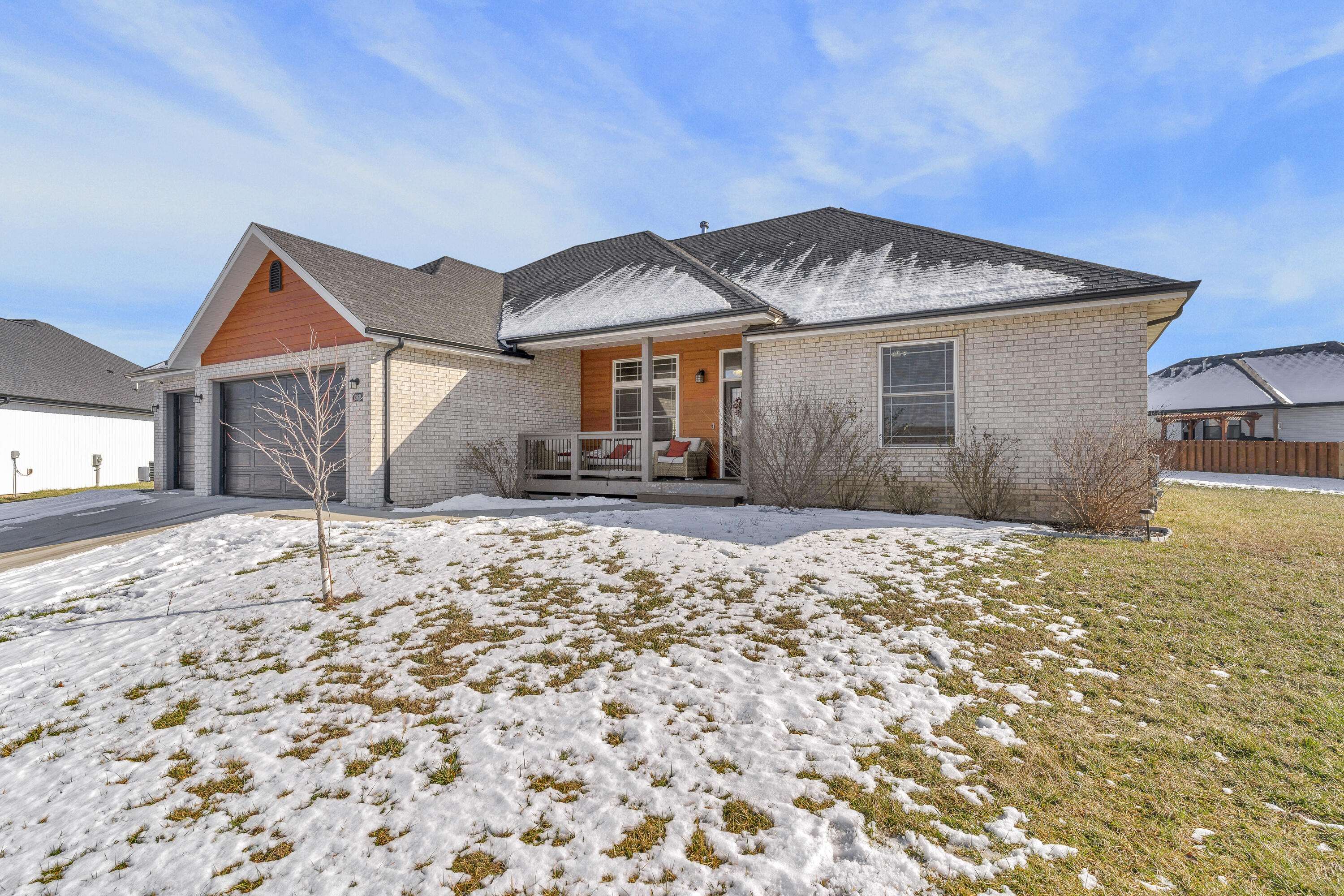 Nixa, MO 65714,1360 N Rainbow CT