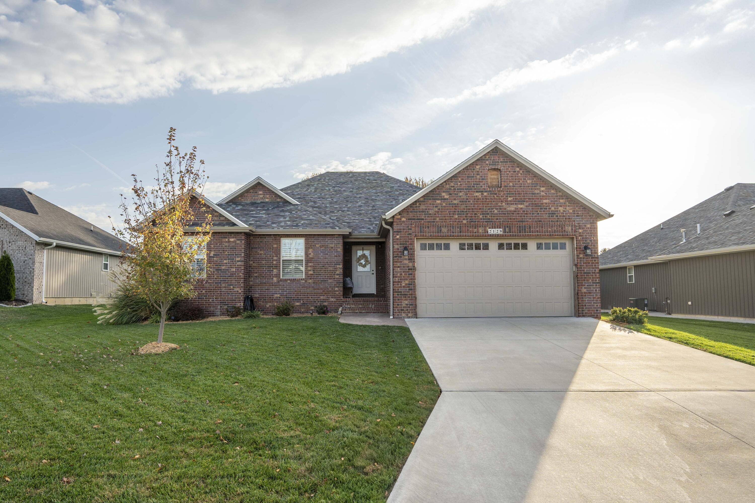 Ozark, MO 65721,2128 Buckhorn RD