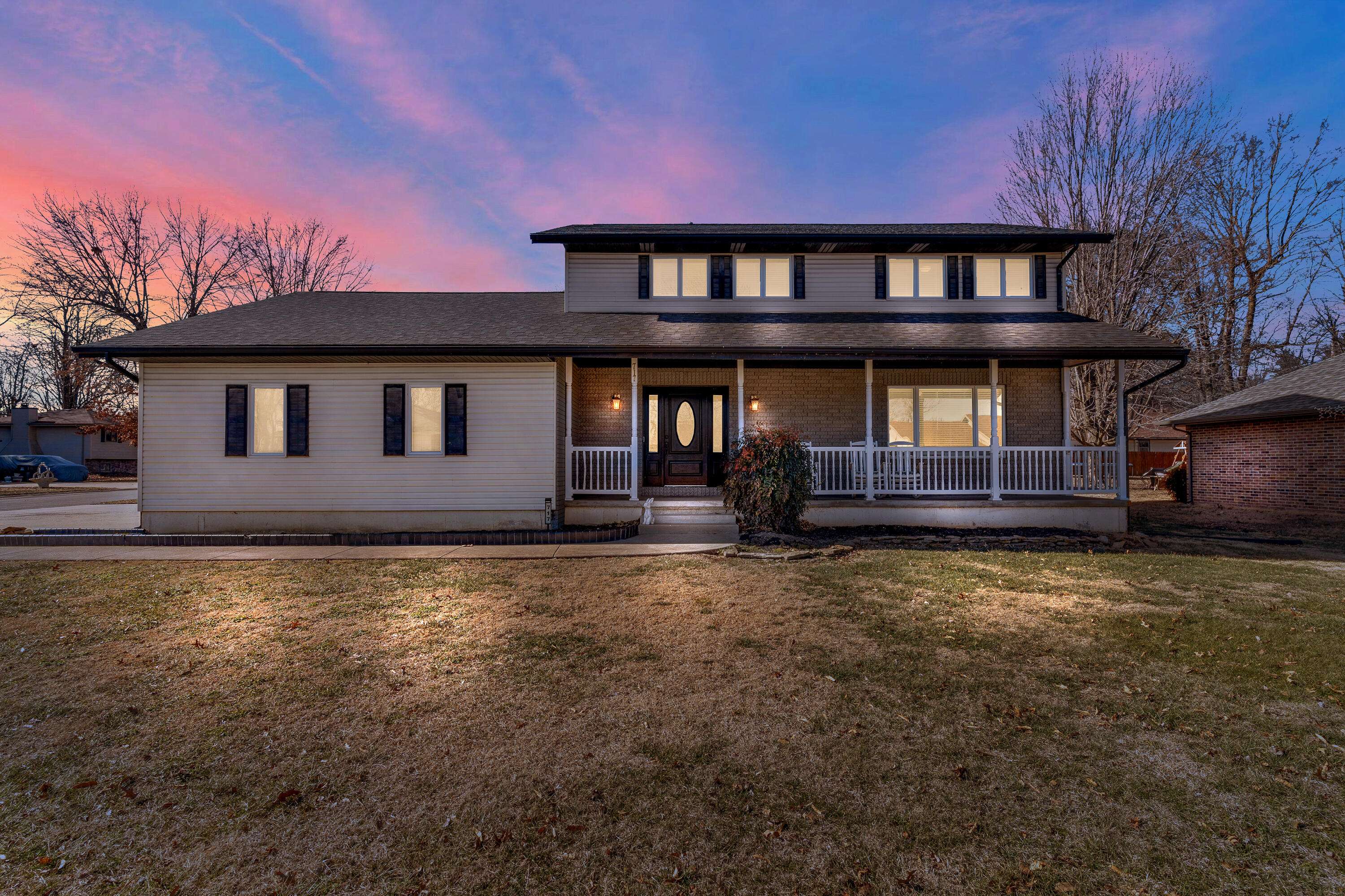 Republic, MO 65738,717 S Hampton AVE