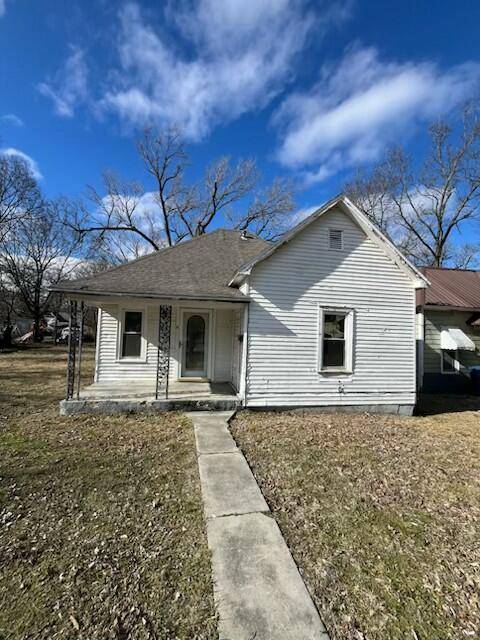 Carterville, MO 64835,422 N Tennessee AVE