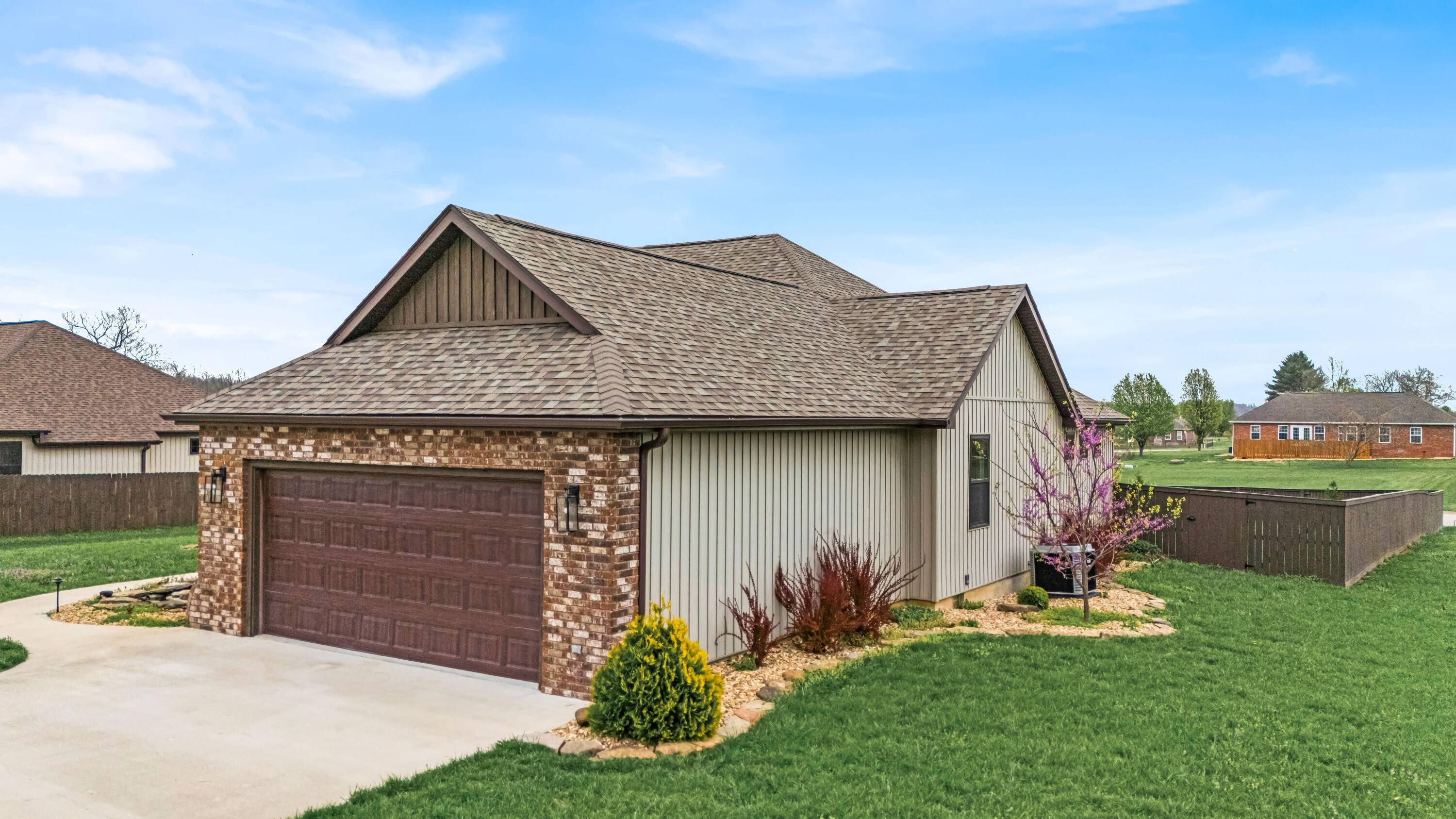 West Plains, MO 65775,2320 Aid Hodgson LN