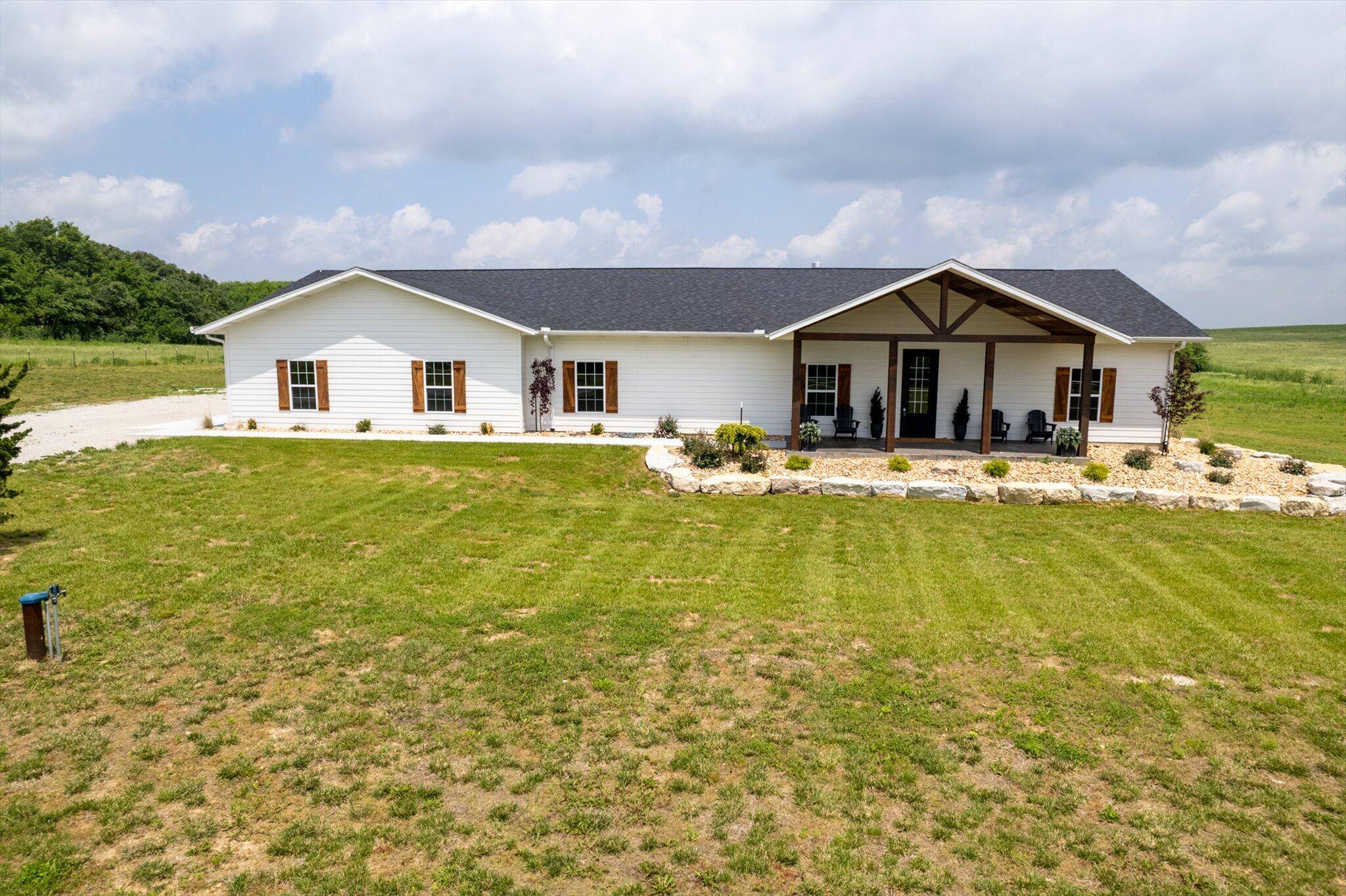 Billings, MO 65610,10263 State Hwy 14 W