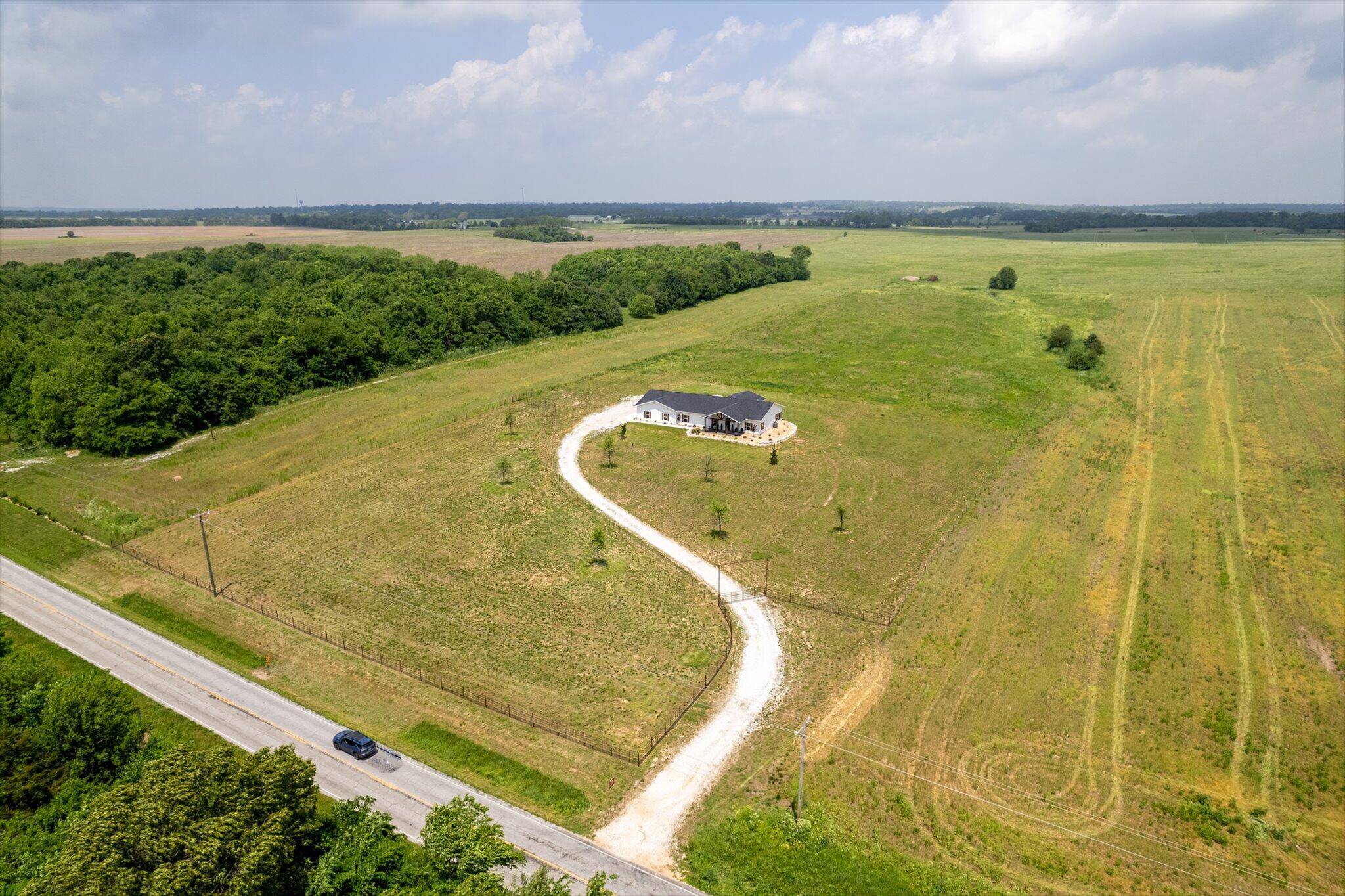 Billings, MO 65610,10263 State Hwy 14 W