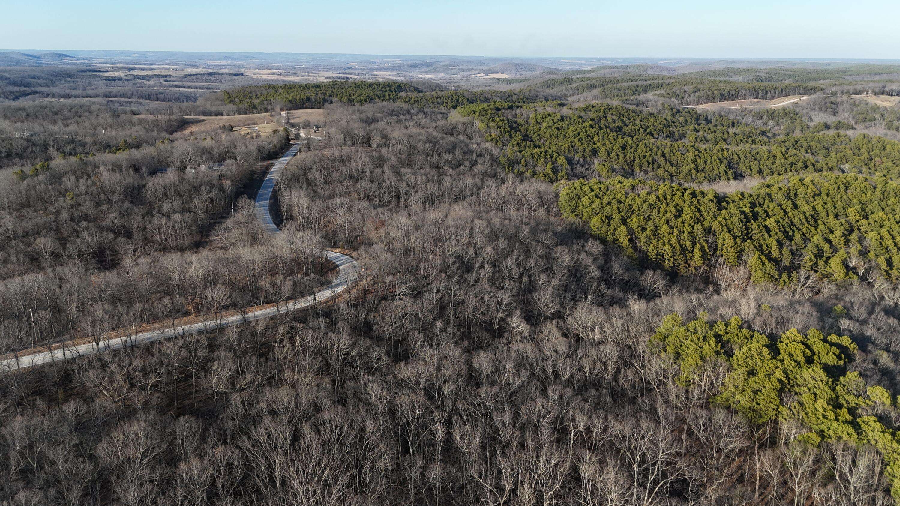 Aurora, MO 65605,000 State Highway 76