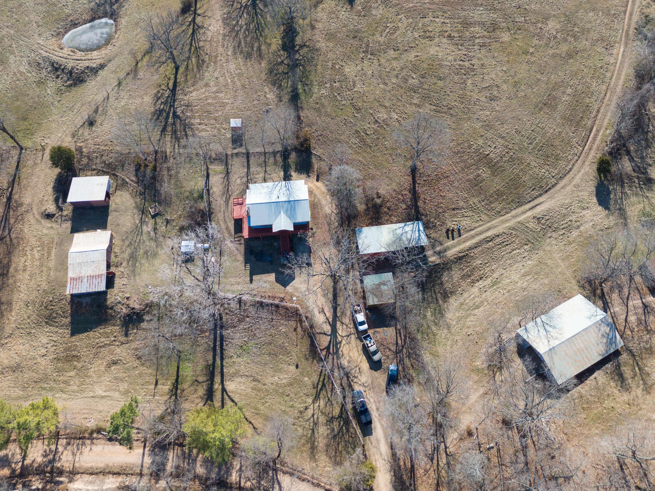 Noel, MO 64854,253 Raven RD