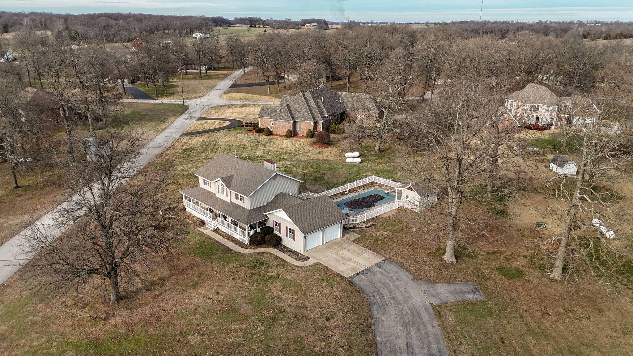 Mt Vernon, MO 65712,1352 Deer Lane