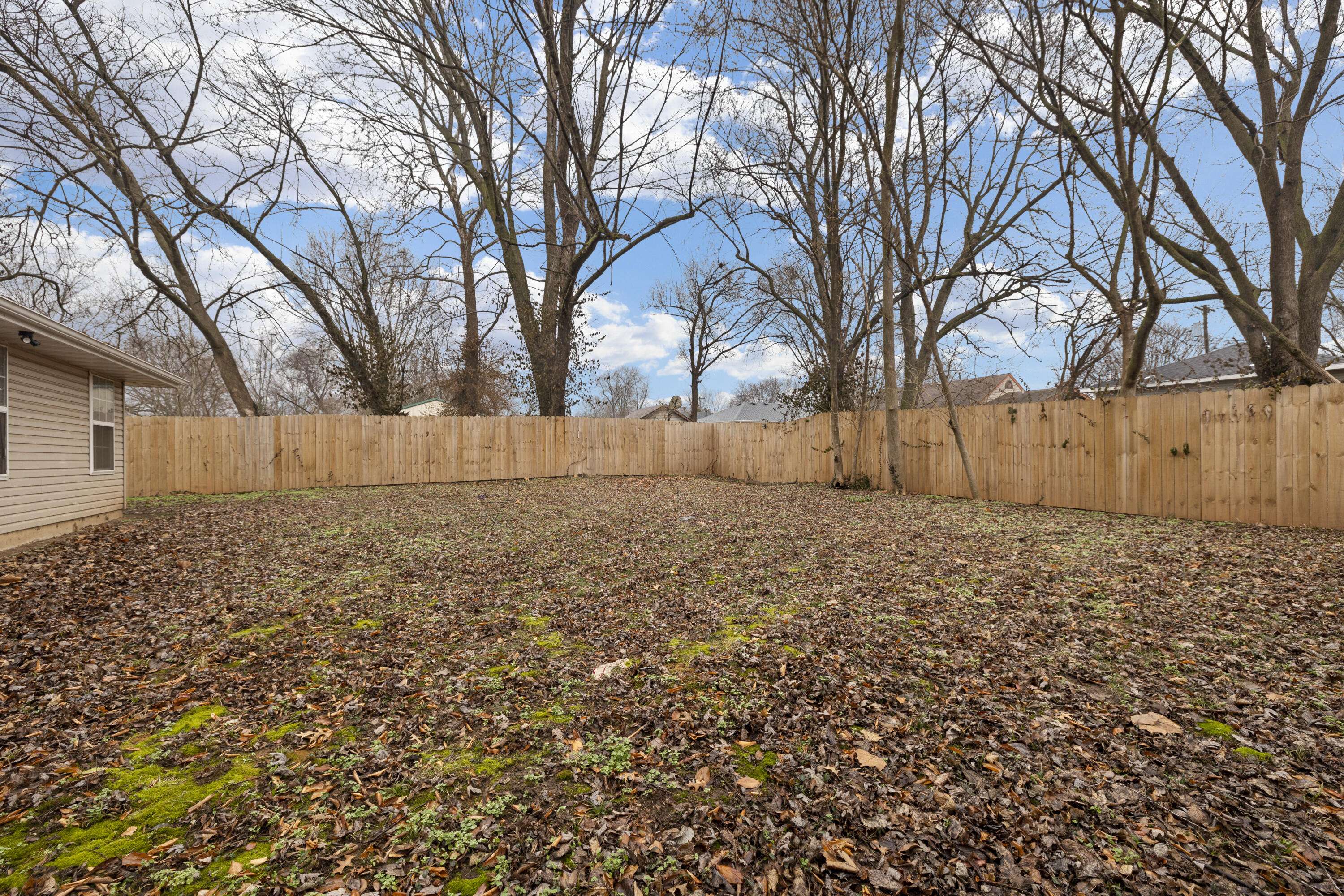 Springfield, MO 65802,1020 N Ethyl AVE