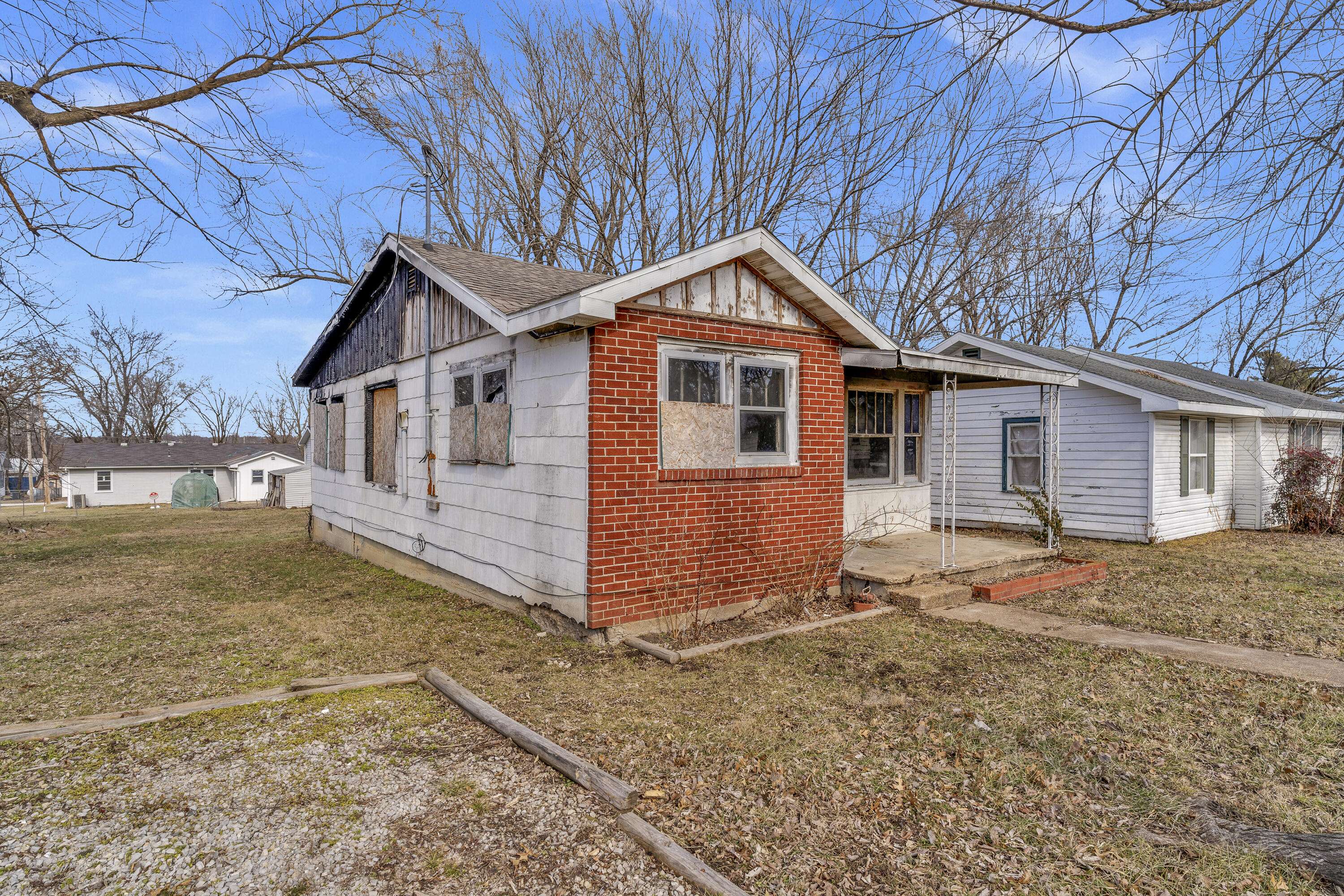 Buffalo, MO 65622,217 W Ramsey