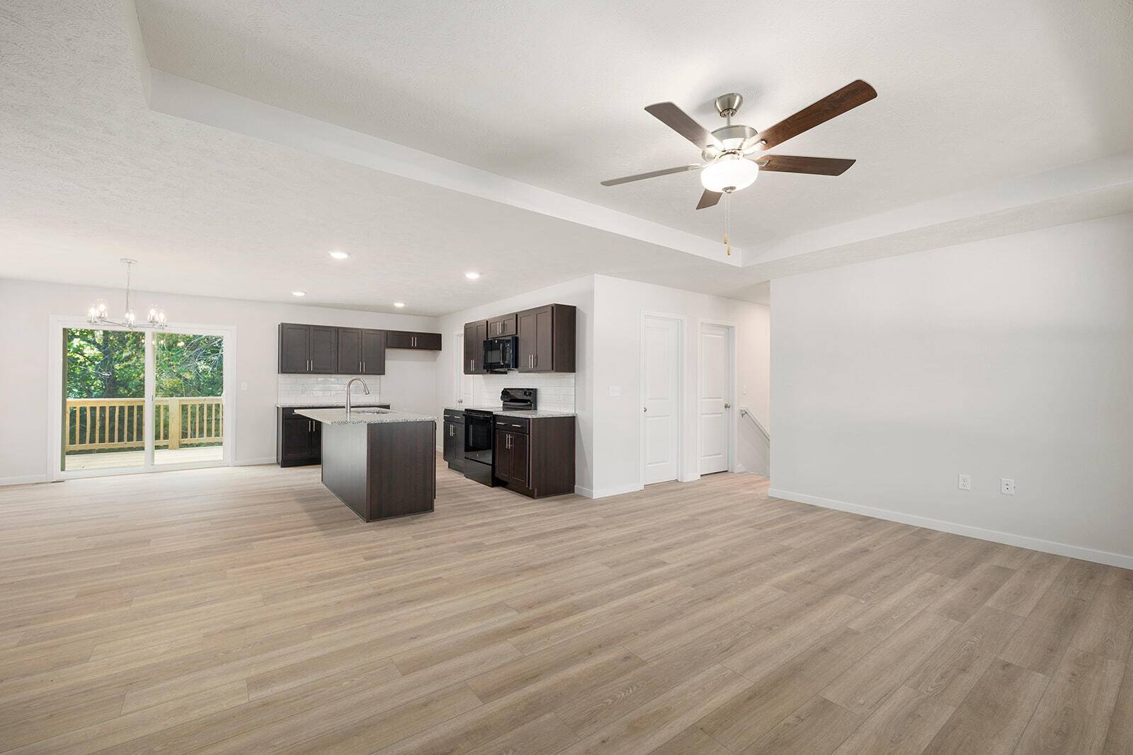 Bolivar, MO 65613,2145 S Mesa DR