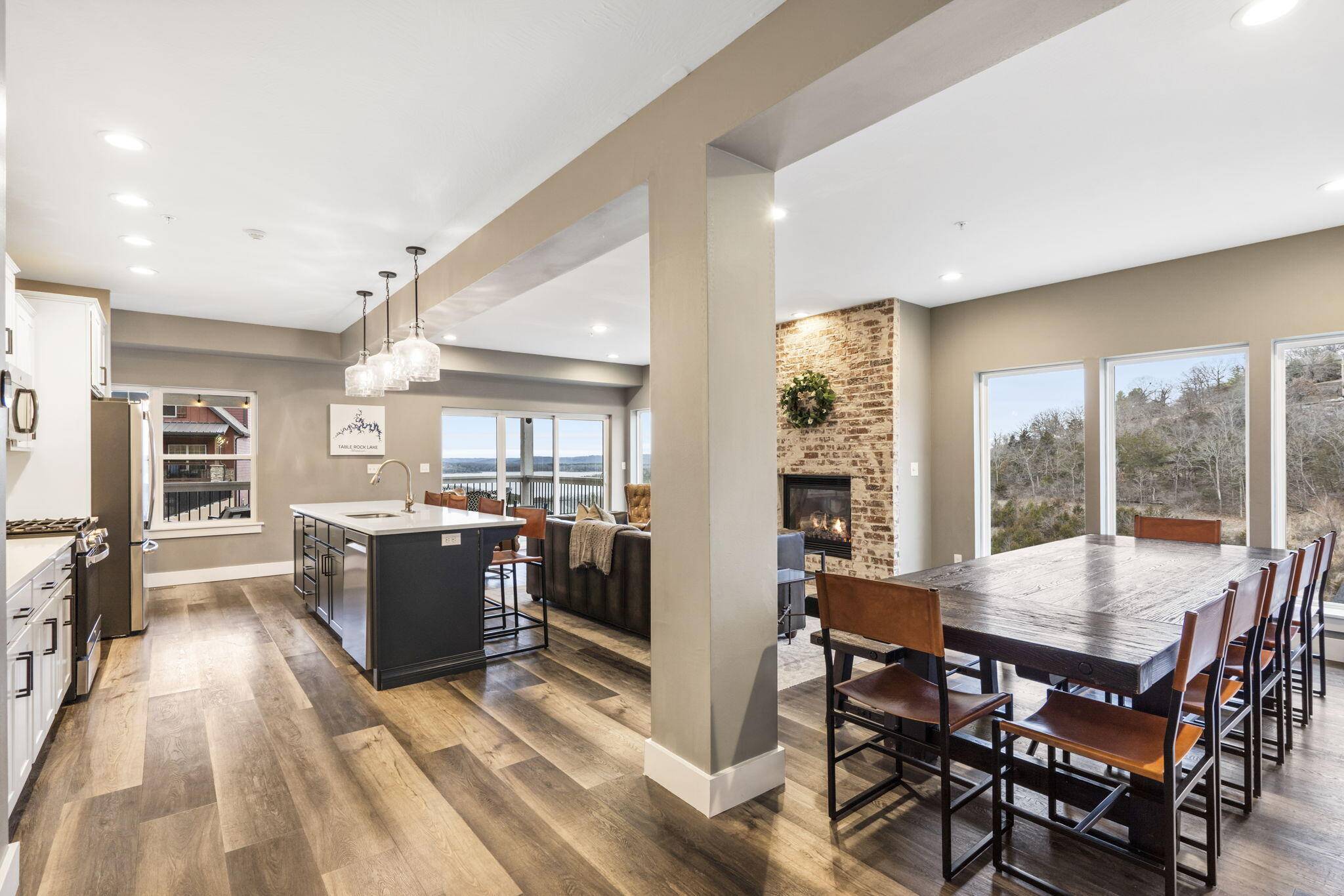 Branson, MO 65616,160 Chateau Hilltop DR