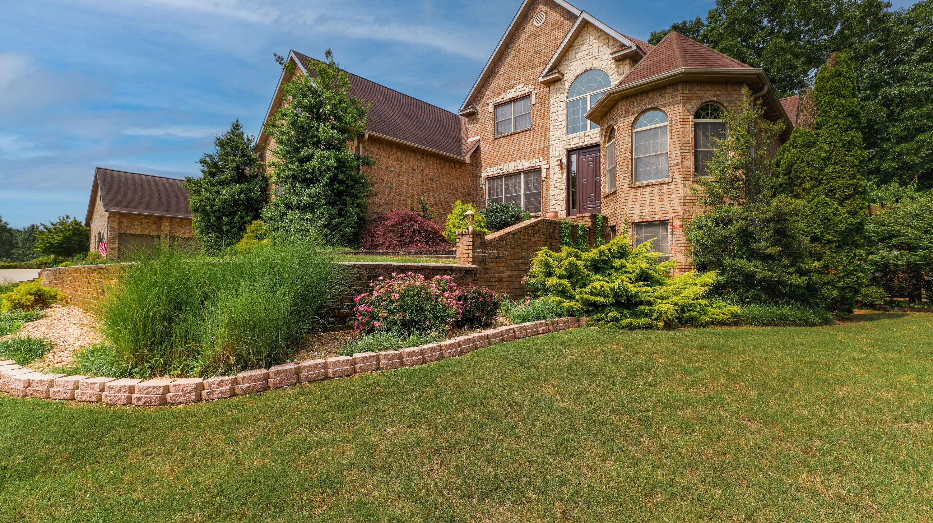 West Plains, MO 65775,1165 Susan DR
