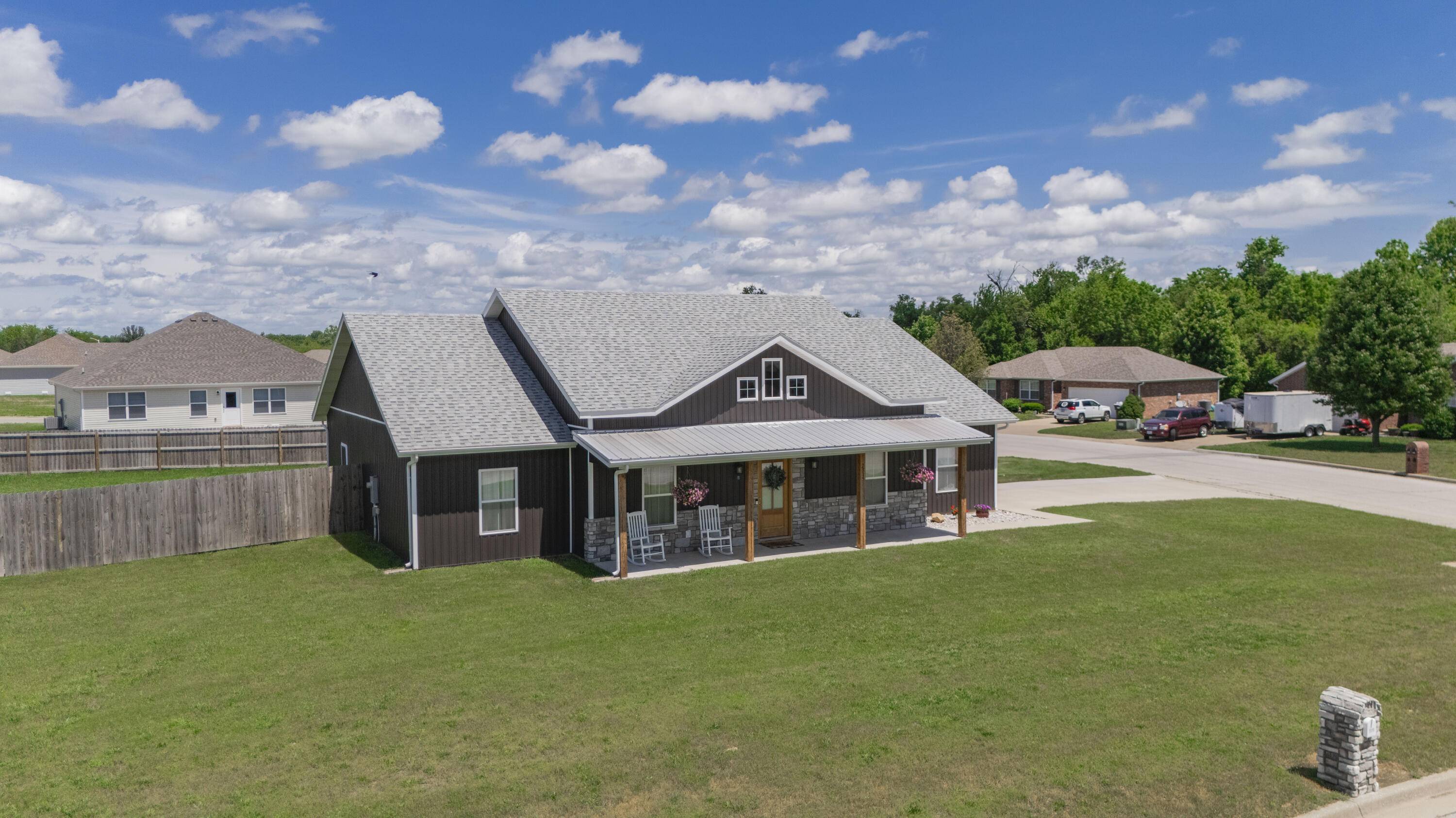 Bolivar, MO 65613,2315 S Sedona CT