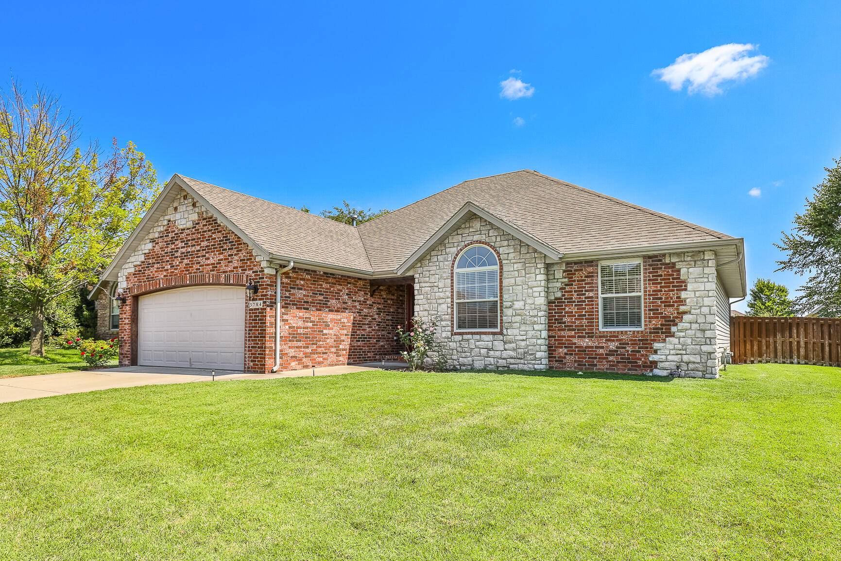 Springfield, MO 65803,3784 N Bridgewood AVE