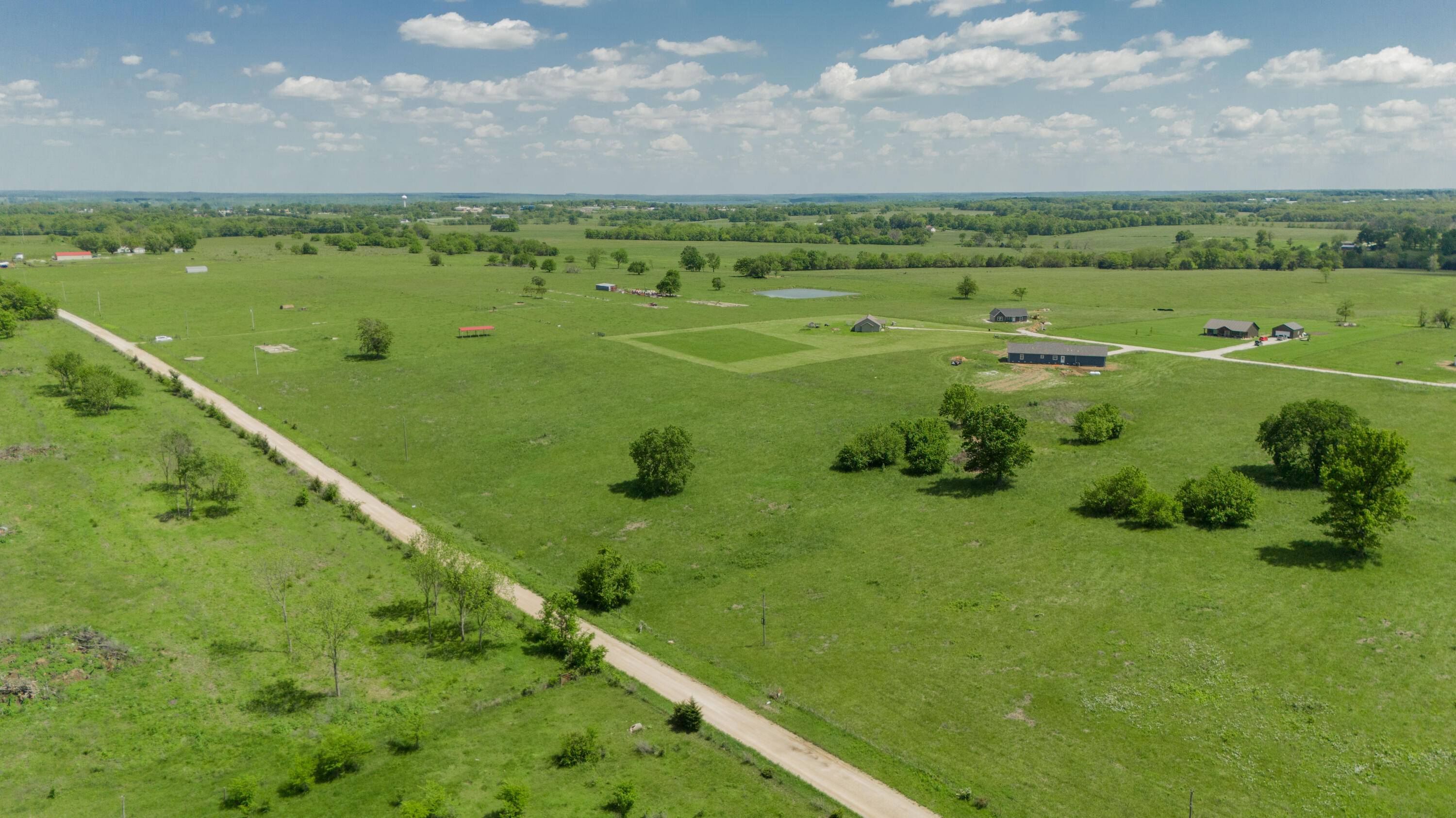 Stockton, MO 65785,003 E 1400 RD