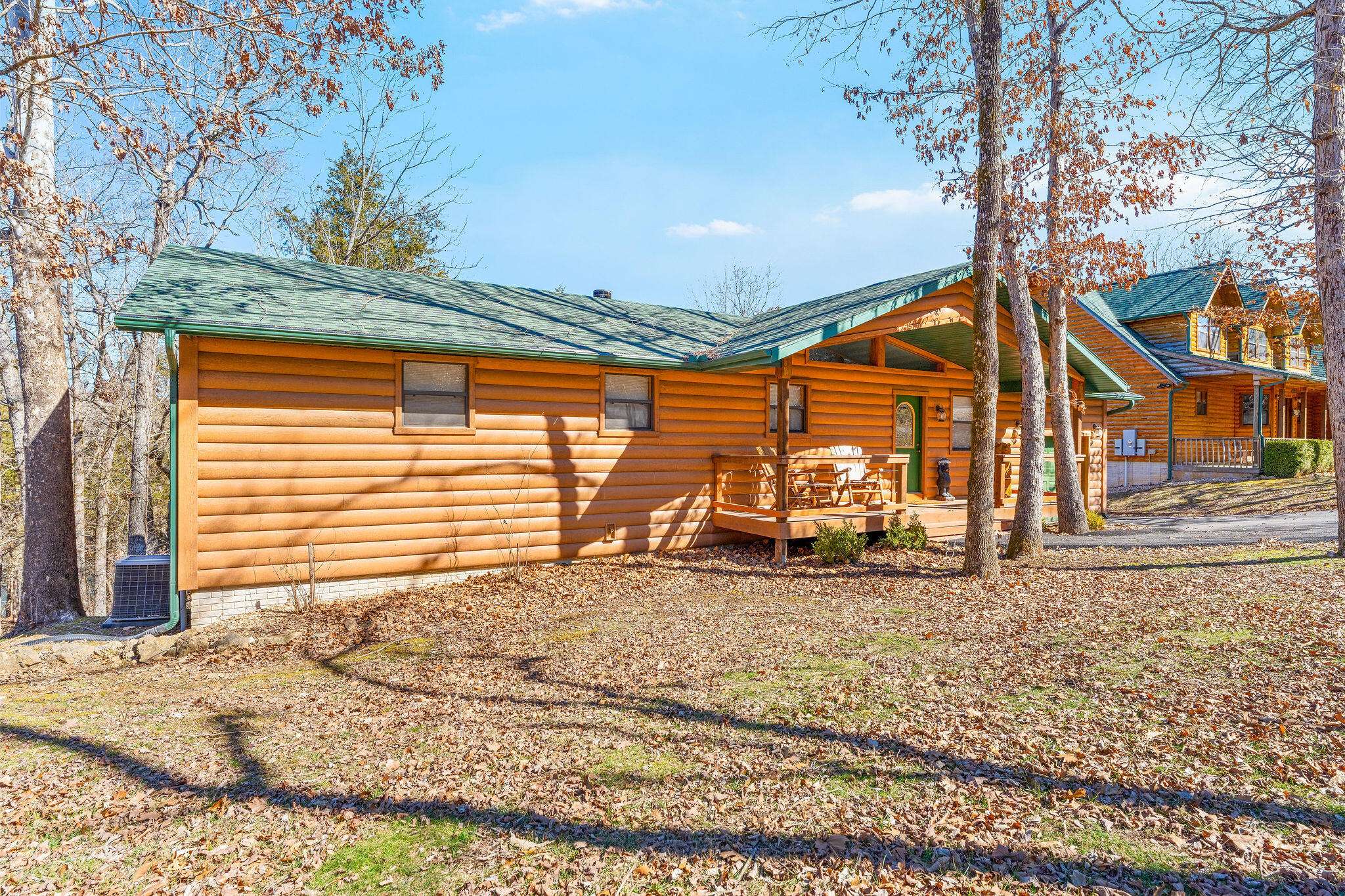 Golden, MO 65658,22584 Air Park DR