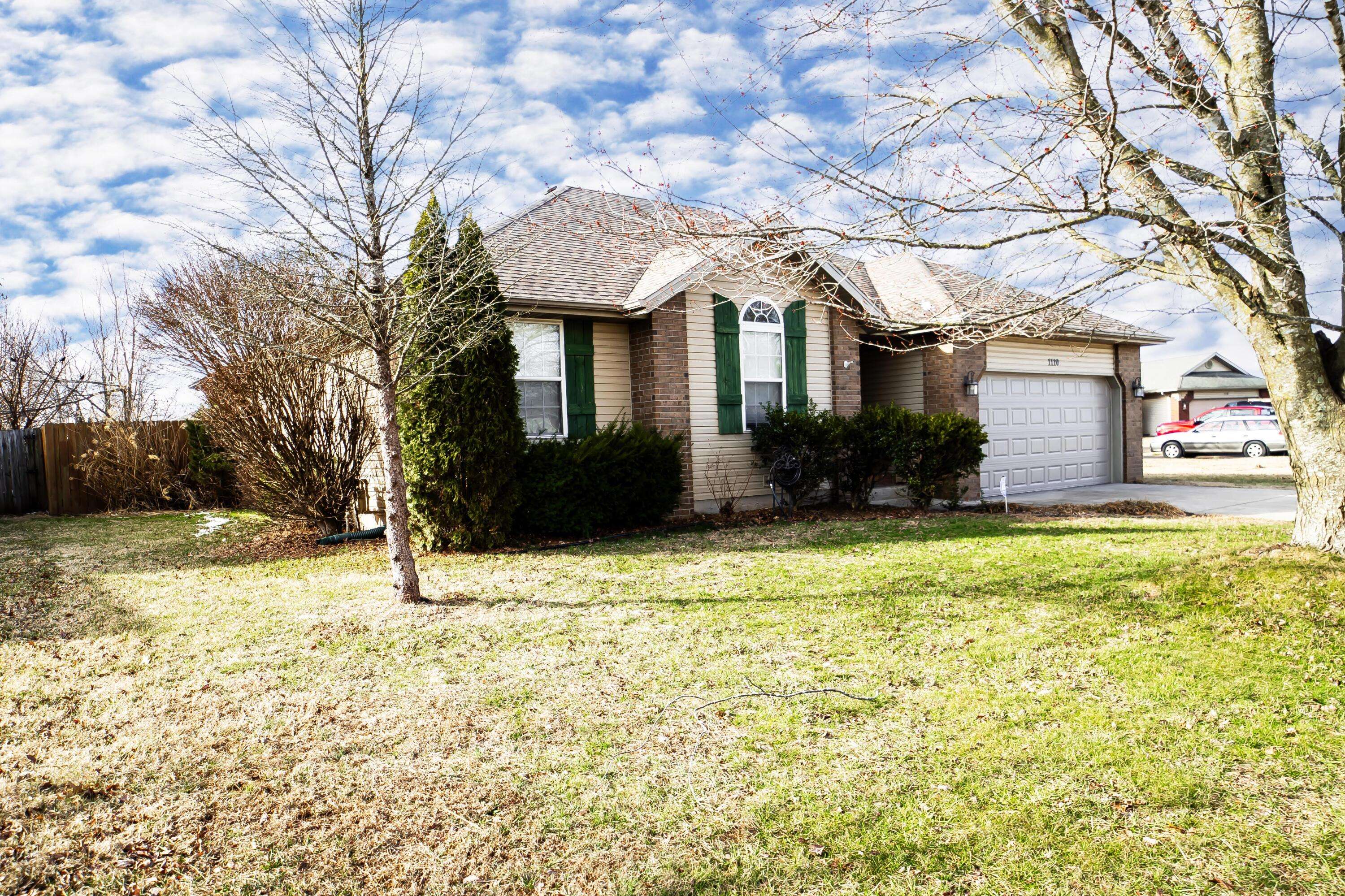 Ozark, MO 65721,1110 W Thorngate DR