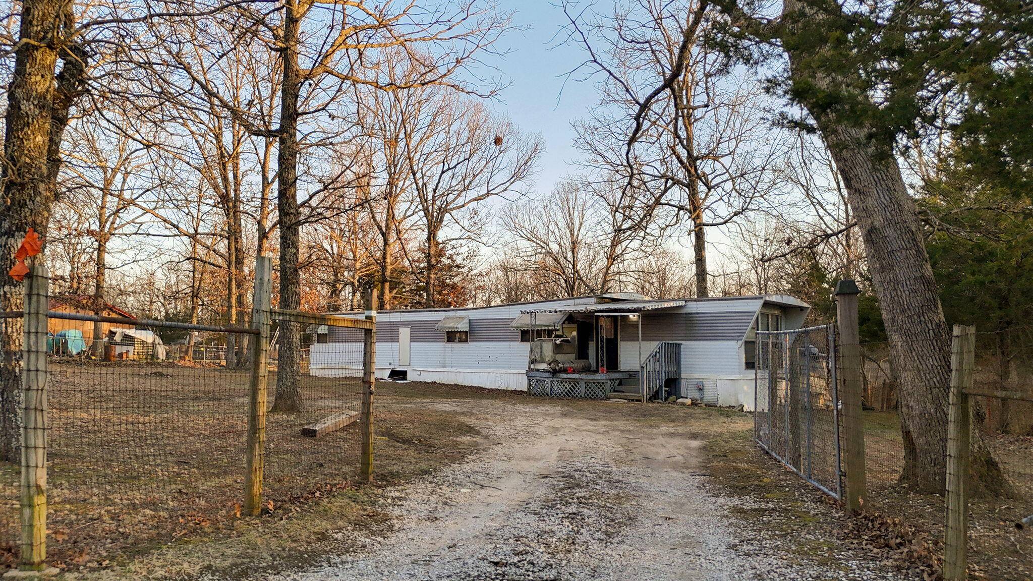 Fair Grove, MO 65648,1606 E Farm Road 28