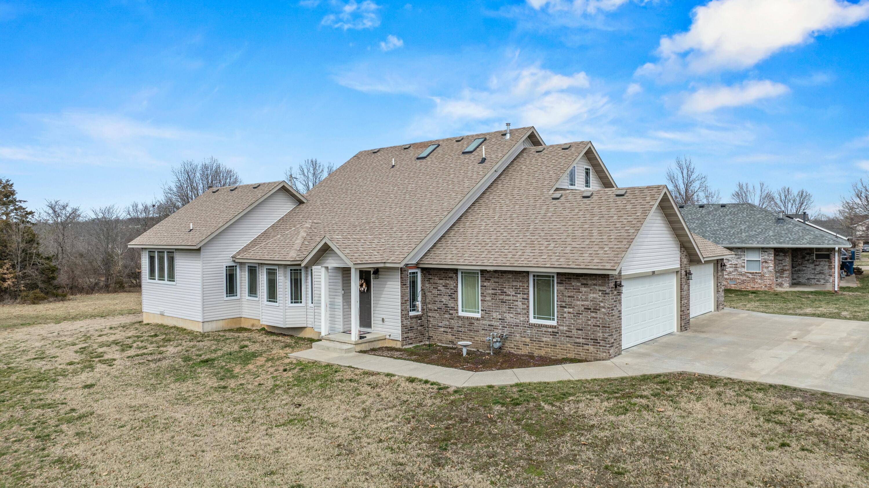 Ozark, MO 65721,1201 1203 N 9th AVE