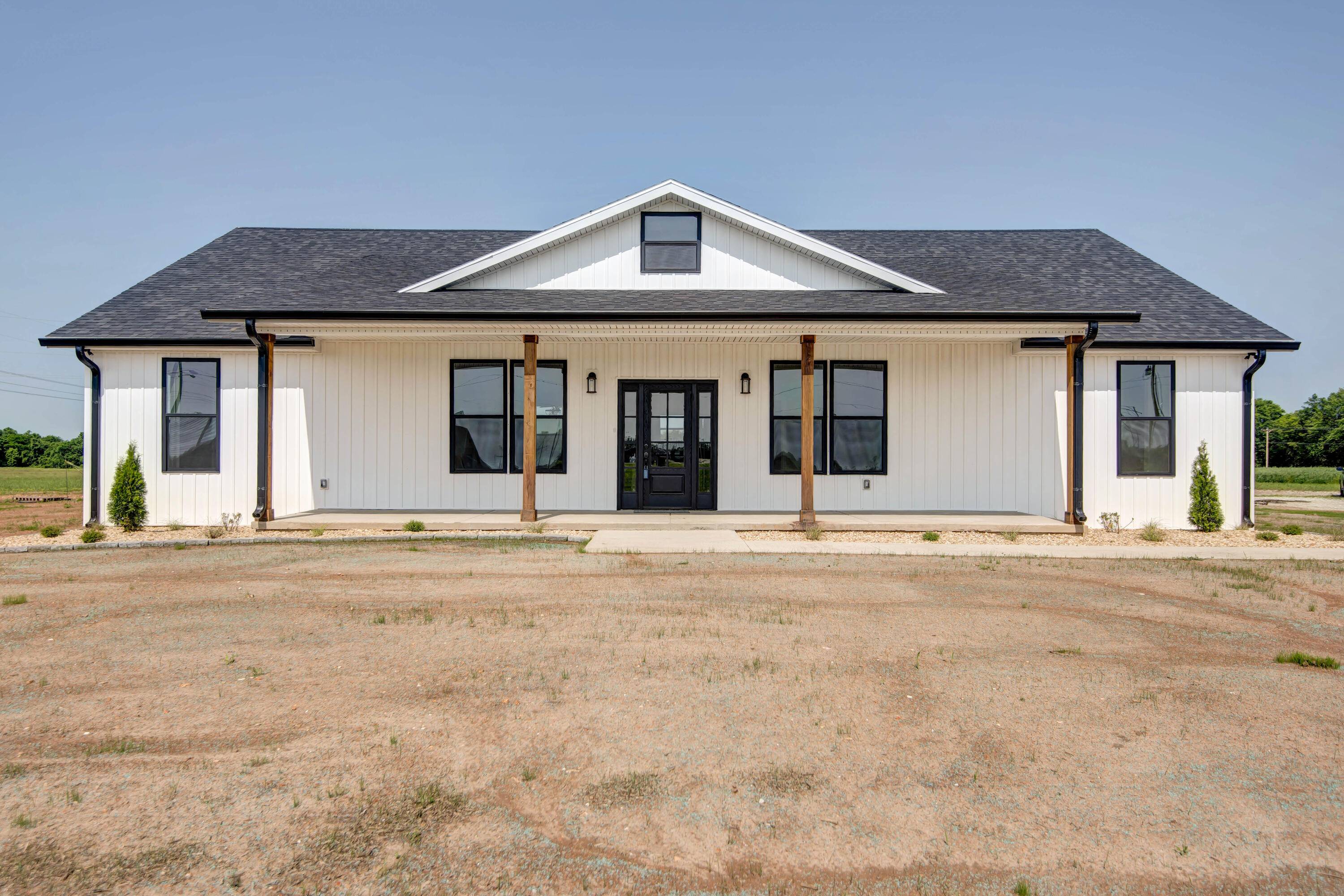 Springfield, MO 65802,1883 S Farm Rd 107