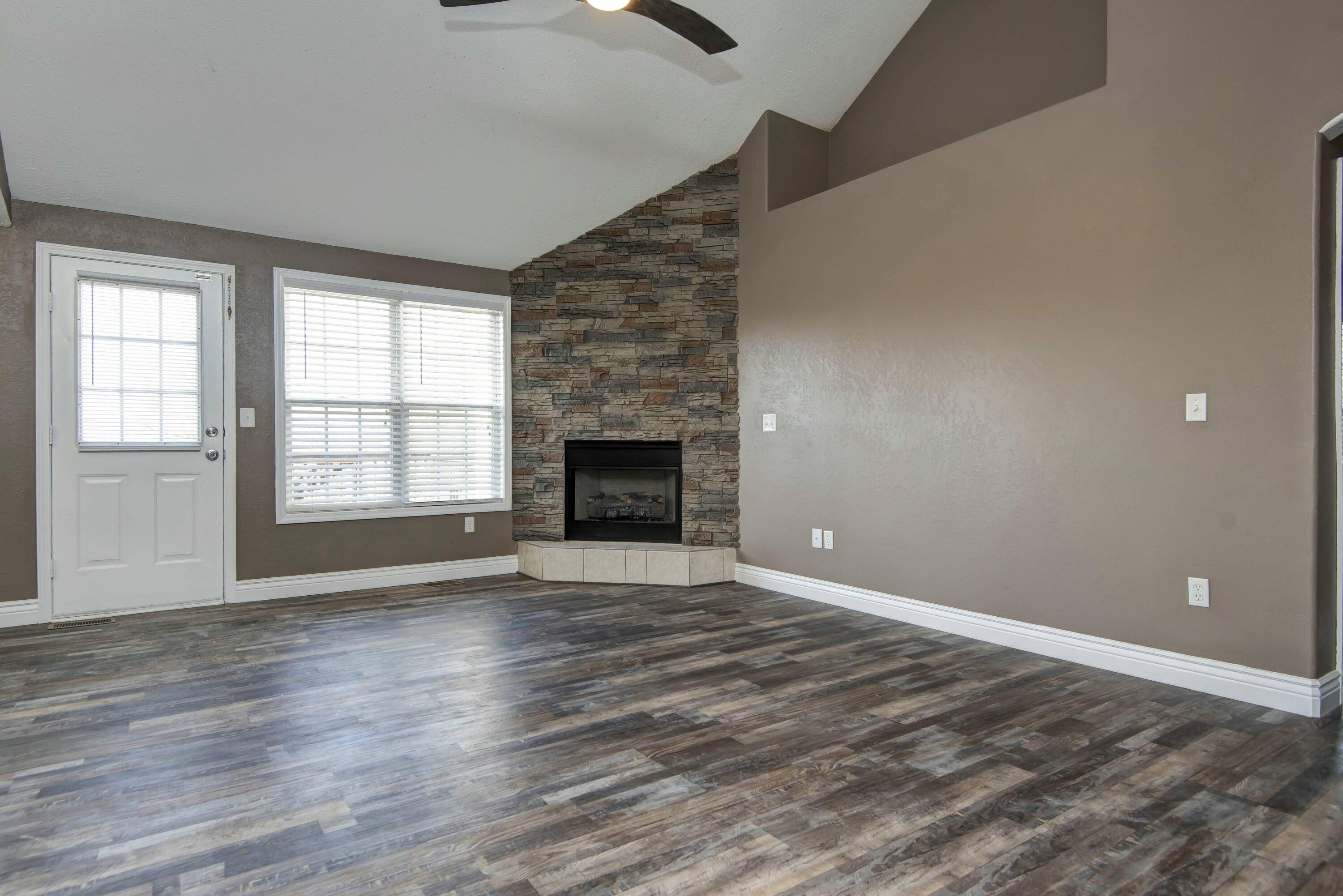 Ozark, MO 65721,1106 W Snider ST