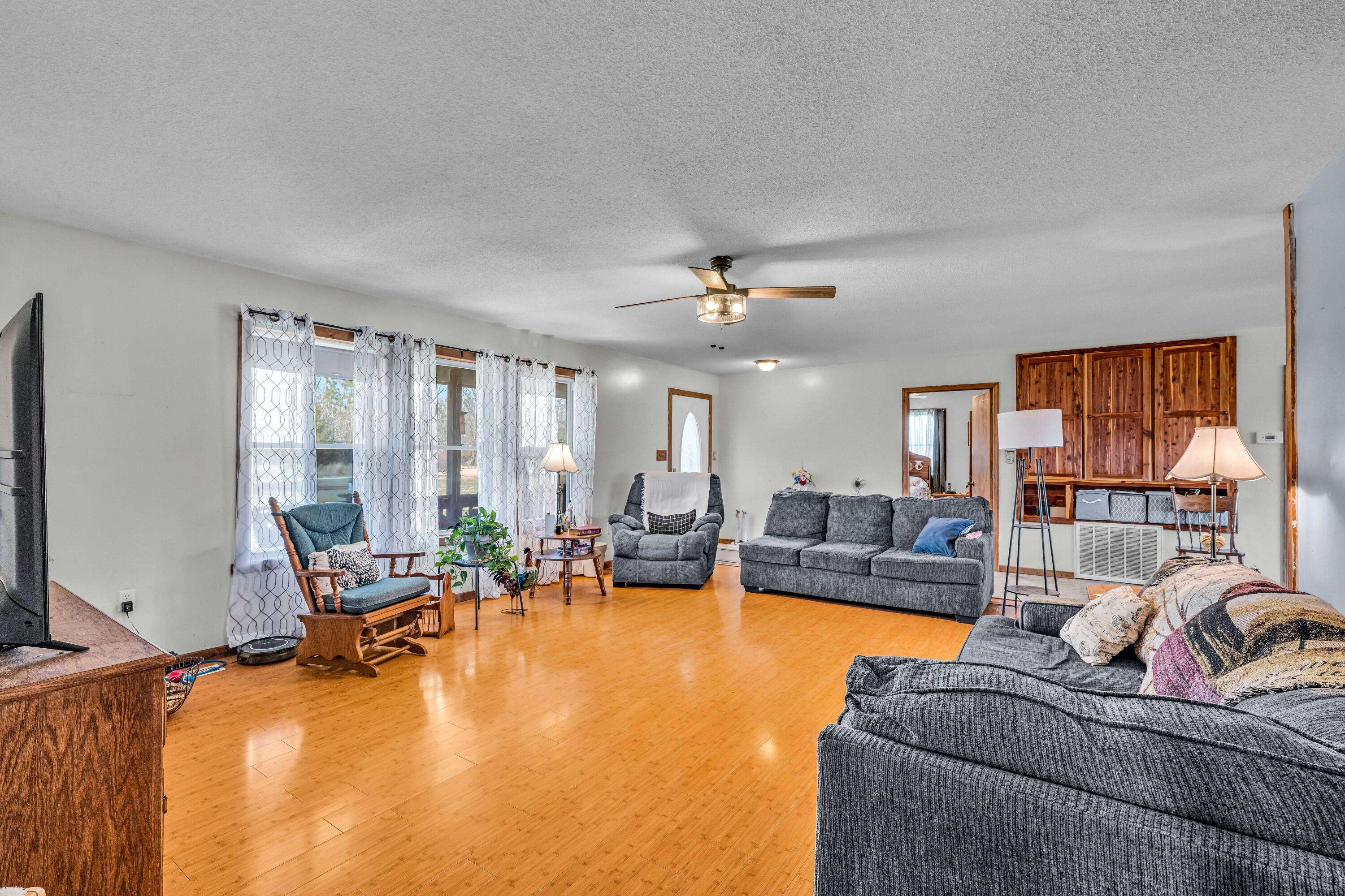 Peace Valley, MO 65788,5748 County Road 3850