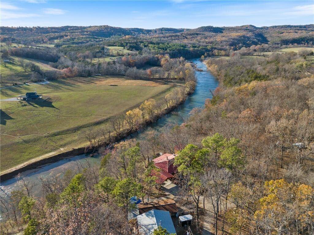 Berryville, AR 72616,1387 County Road 306