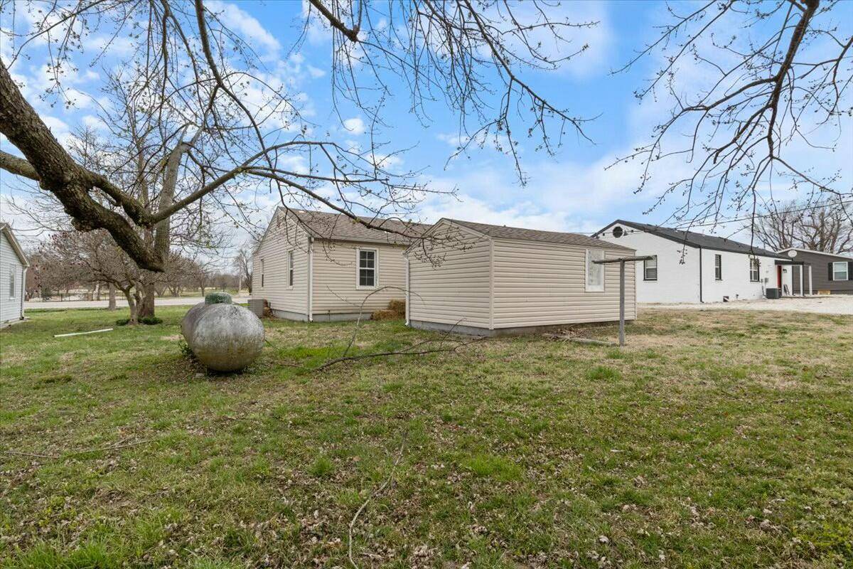 Bolivar, MO 65613,1409 W Broadway ST