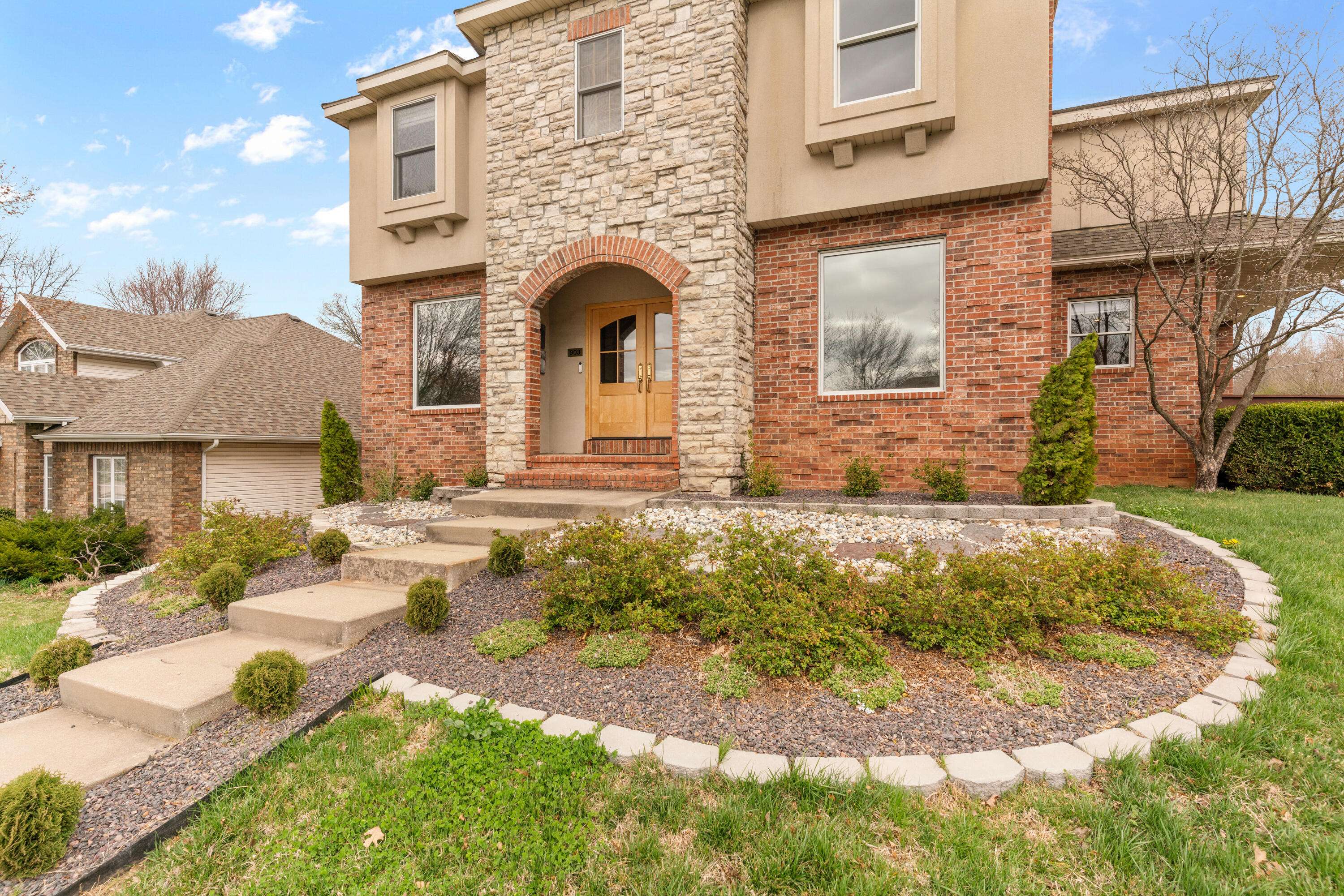 Springfield, MO 65810,903 E Gaslight DR