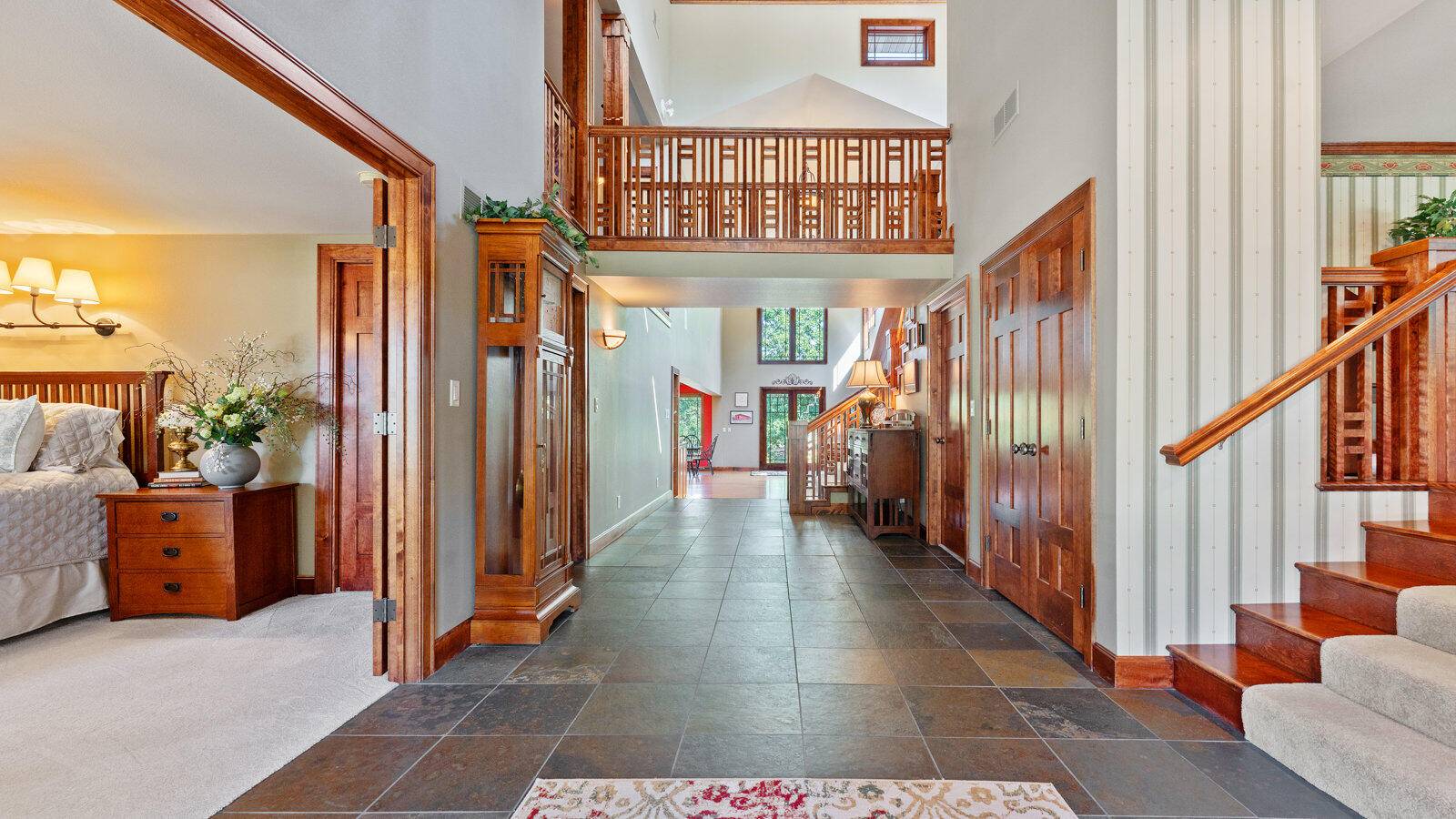 Nevada, MO 64772,146 Country Club DR