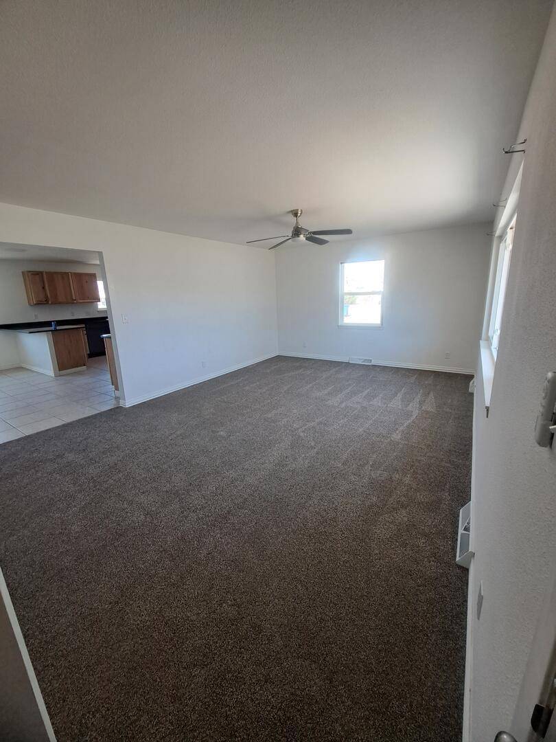 Granby, MO 64844,514 S Cole