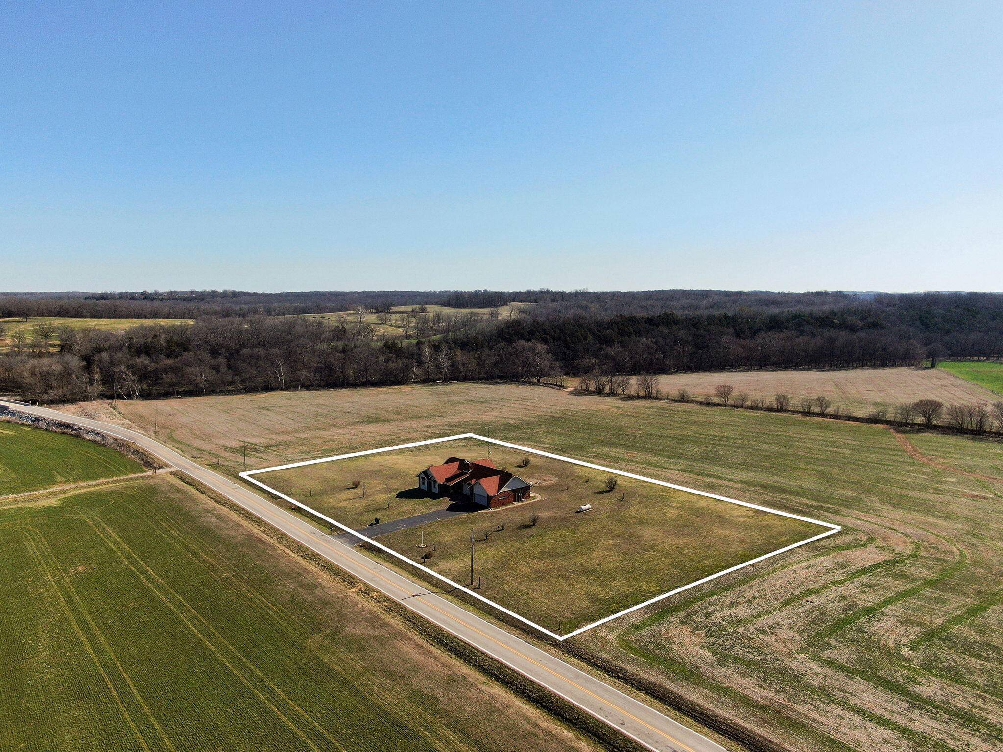 Miller, MO 65707,3374 Highway M