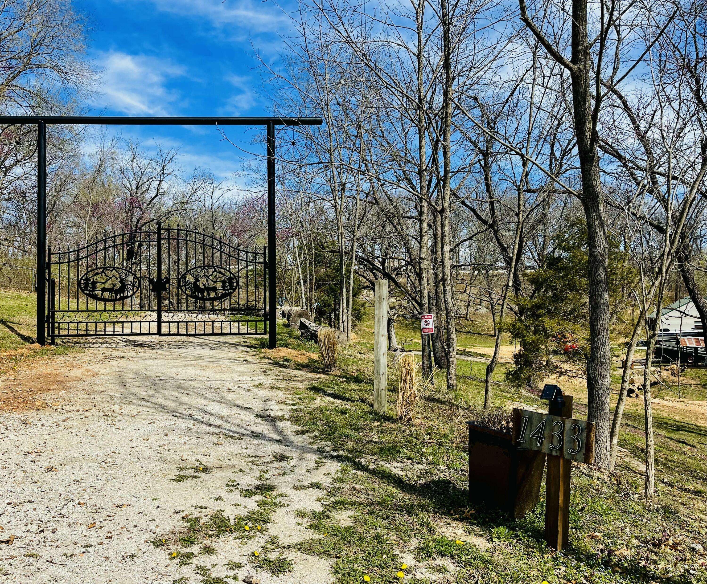 Ozark, MO 65721,1433 E Warren AVE