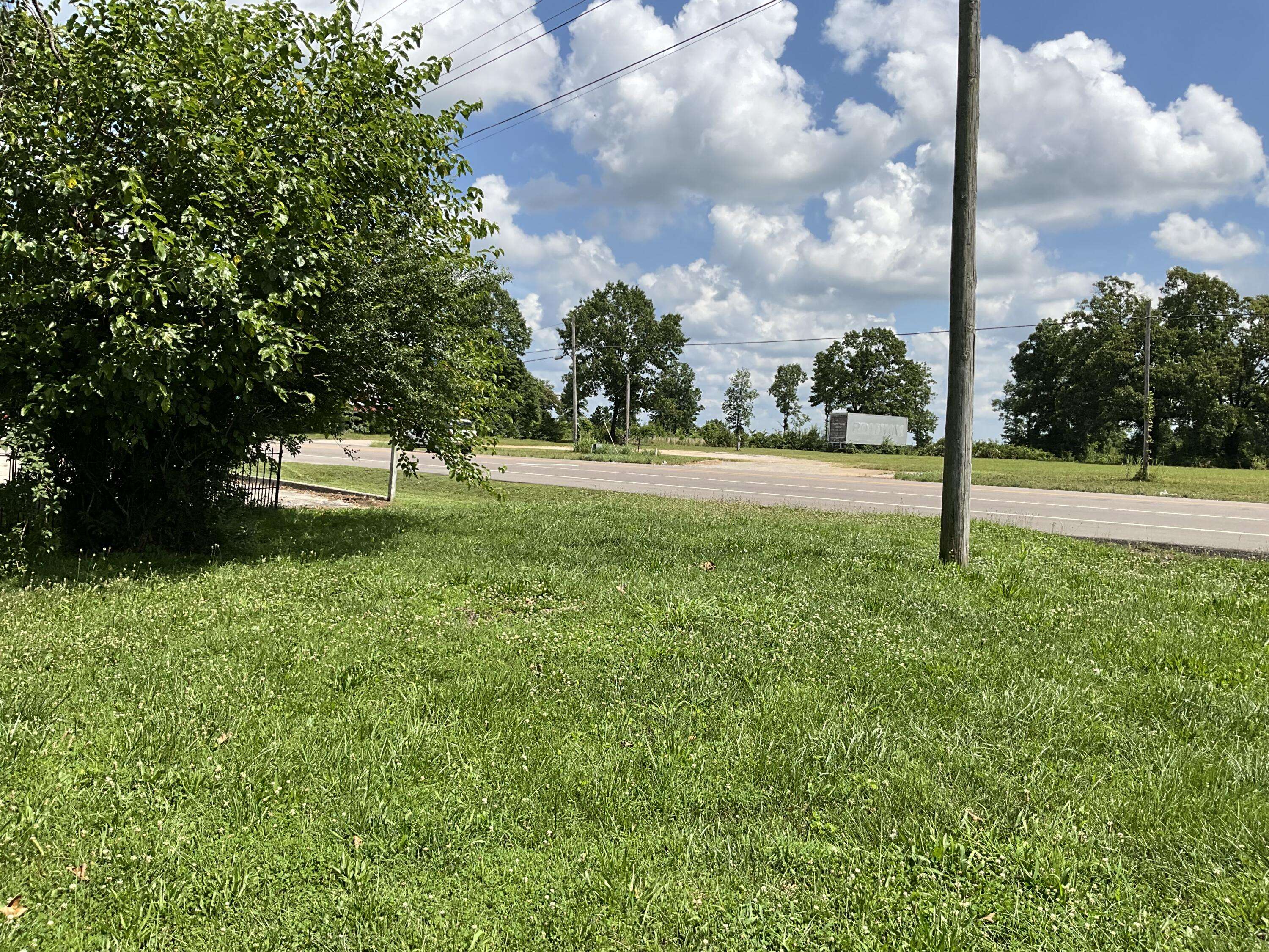West Plains, MO 65775,1681 S Us Highway 63