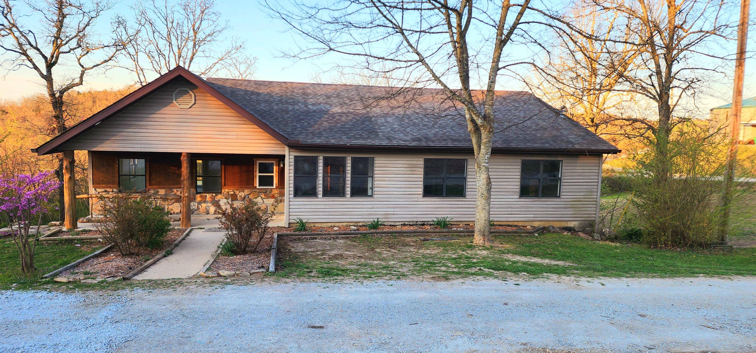 Gainesville, MO 65655,1441 County Road 806