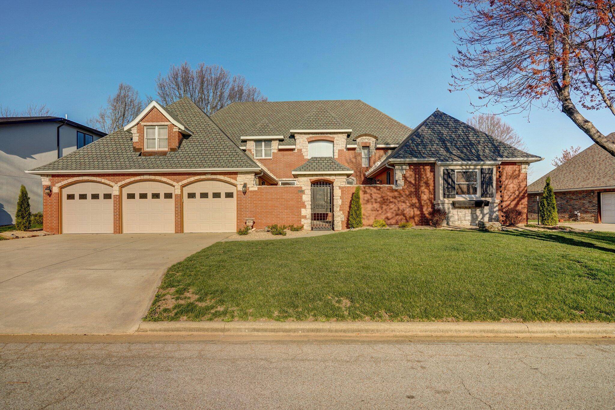 Nixa, MO 65714,4210 Greenbriar DR